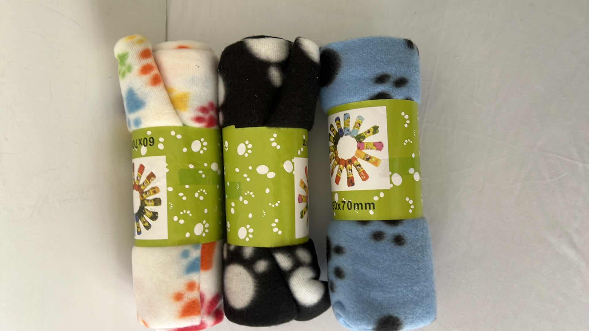 Photo 2 of 3-NEW PAW PRINT SOFT FLEECE DOG BLANKETS