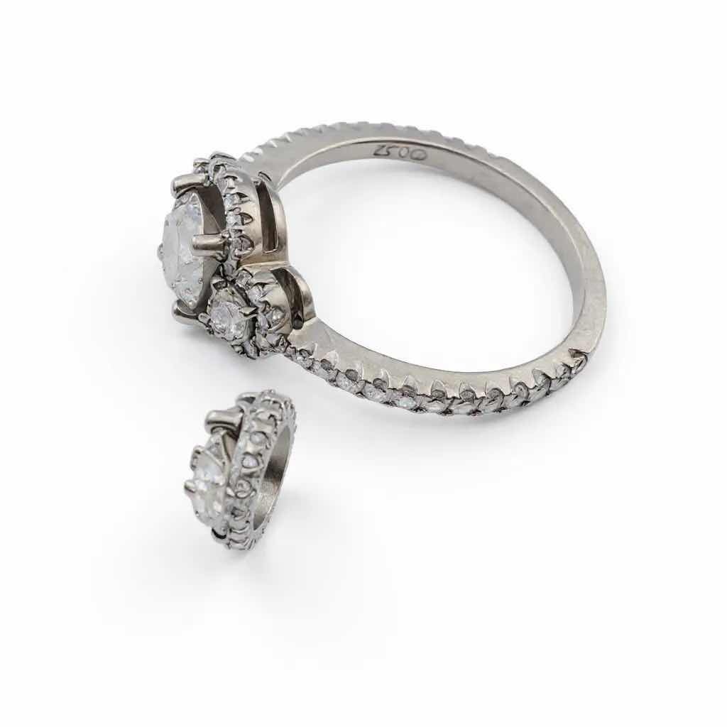 Photo 1 of 18K WHITE GOLD W 1.2ctw DIAMOND RING W INSURANCE APPRAISAL TTL GRAMS 3.20 (APPROX SIZE 6) TTL GRAMS 3.20 ITEM #2002  