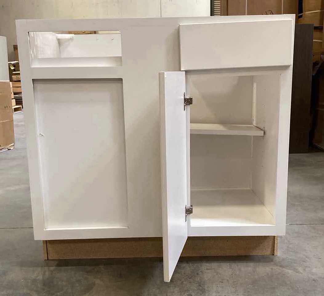 Photo 3 of LEEDO MIDWAY WOODGRAIN WHITE 1 DOOR 1 SHELF & 1 DRAWER BASE CABINET 36” X 24” H34.5”