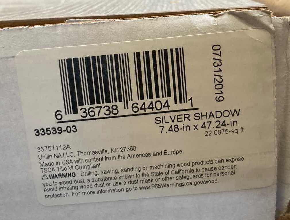 Photo 3 of MOHAWK REVWOOD SILVER SHADOW WOOD FINISH SNAP IN CLICK WOOD PLANK FLOORING 7.48” X 47.24” (22.0875SQFT PER CASE/30CASES APPROX 662.625SQFT TOTAL) READ NOTES