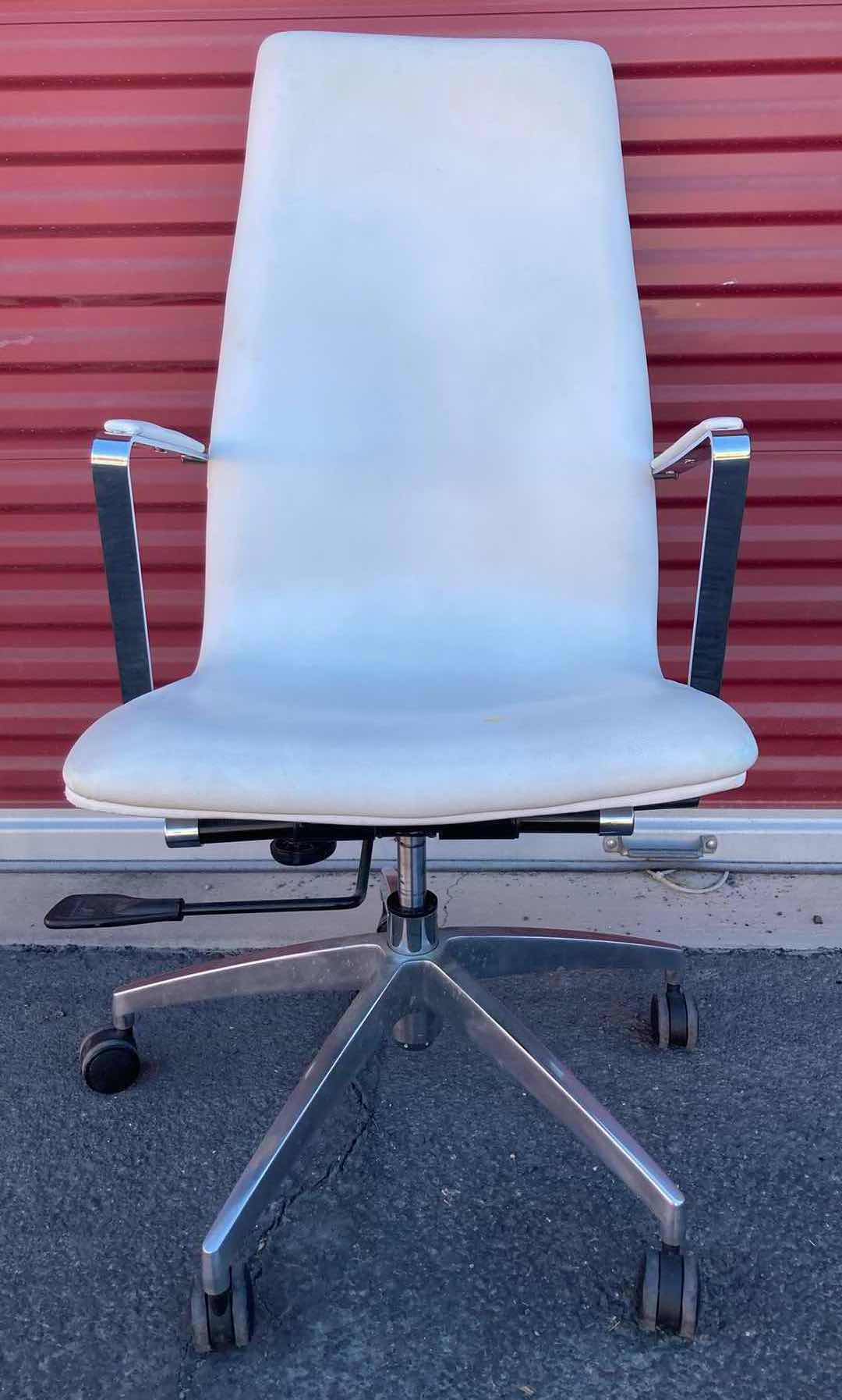 Photo 1 of ZUO MODERN HIGH BACK WHITE FAUX LEATHER SWIVEL CHAIR 21” X 24” H43”