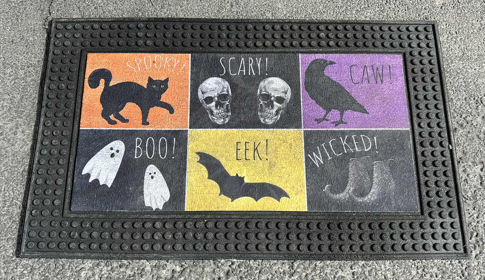 Photo 1 of HALLOWEEN OUTDOOR DOOR MAT 18.5” X 30.5”