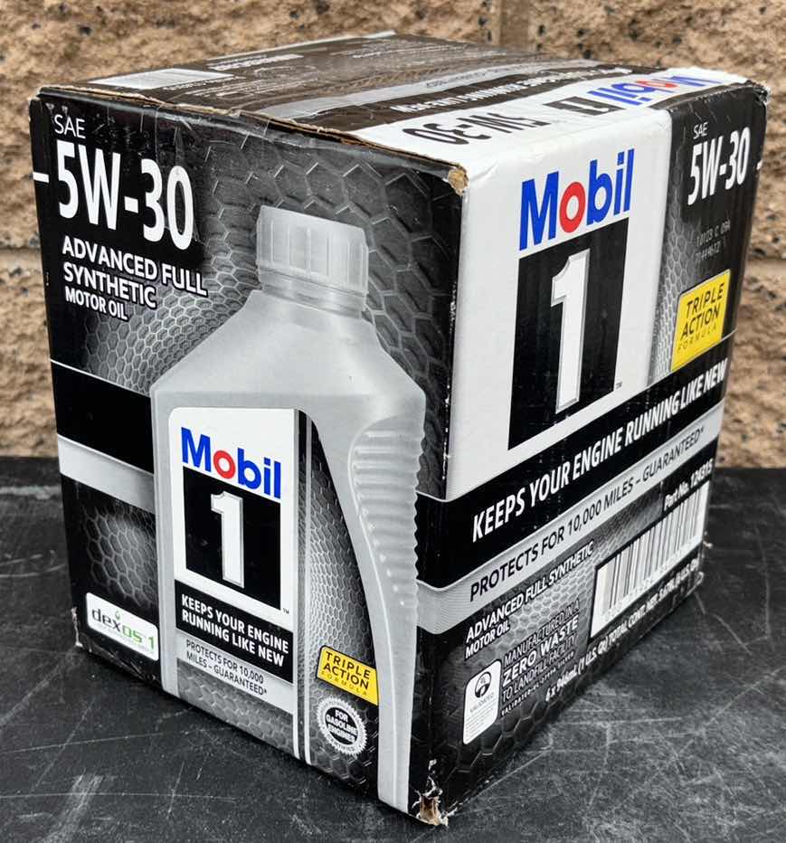 Photo 4 of NEW 6-PACK CASE MOBIL 1 SAE 5W-30 ADVANCED FULL SYNTHETIC MOTOR OIL (6 U.S. QUARTS)