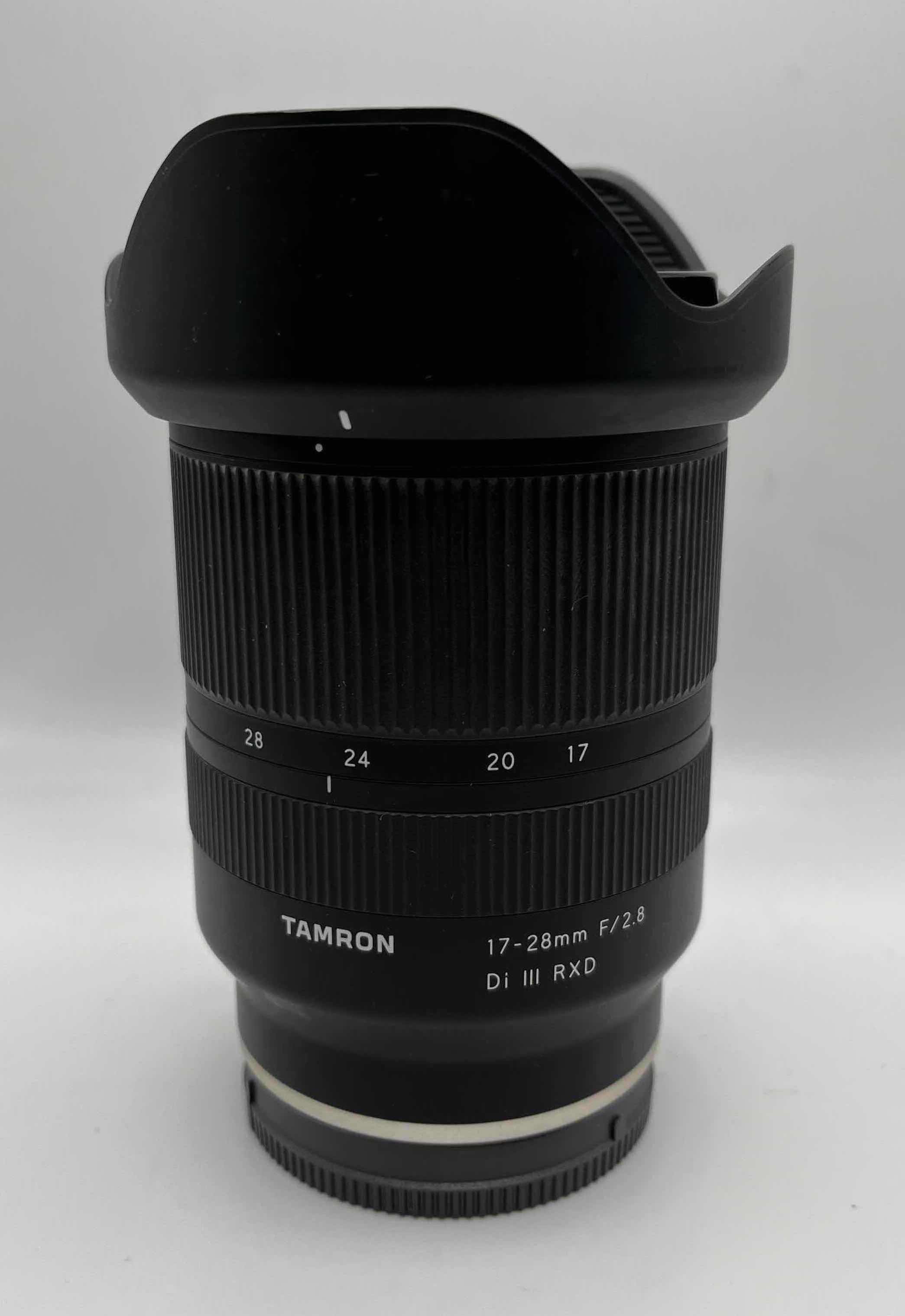 Photo 3 of TAMRON 17-28MM F/2.8 Di III RXD LENS SONY E-MOUNT HA046 67MM A046 W SONY SOFT CASE