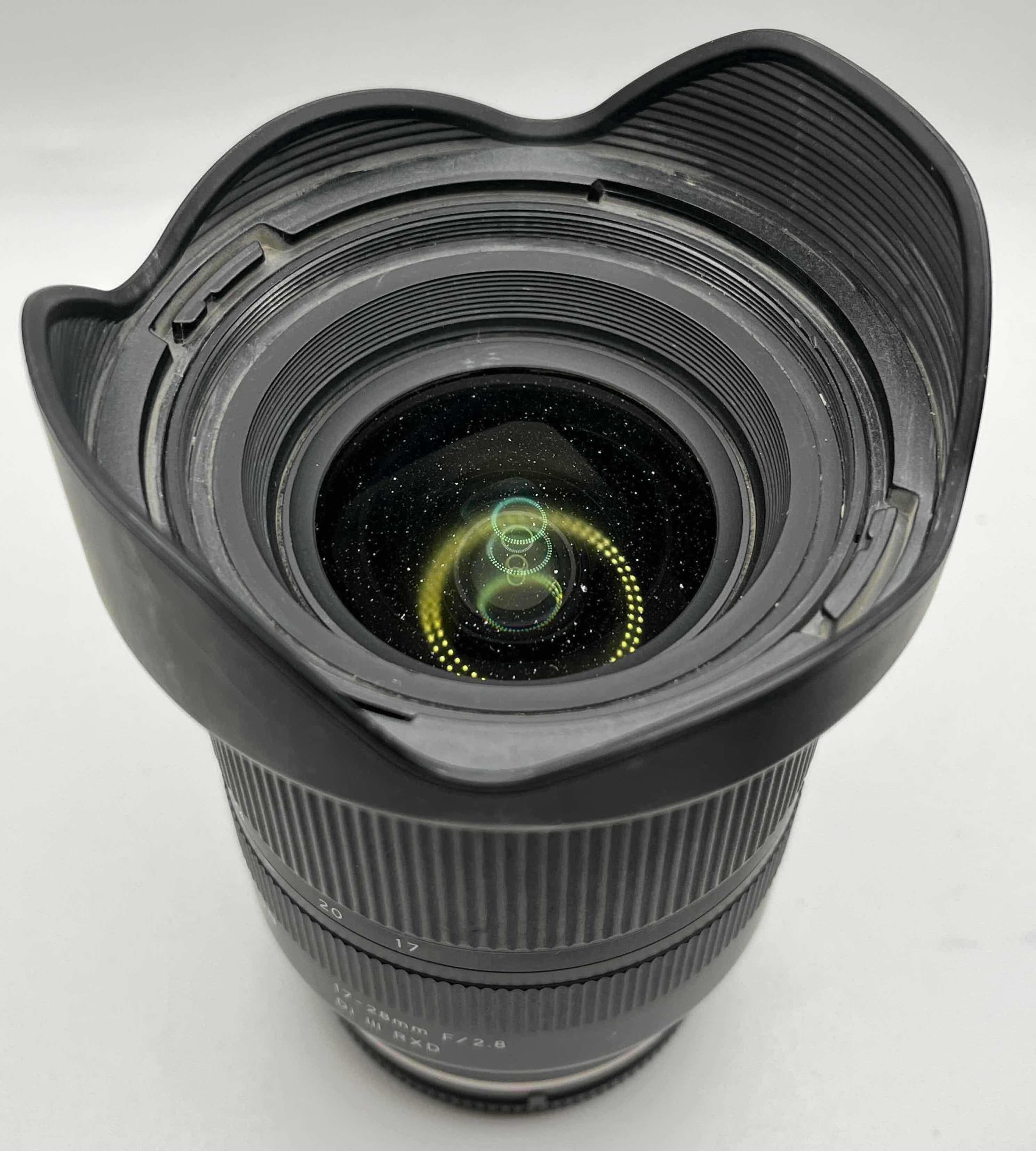 Photo 6 of TAMRON 17-28MM F/2.8 Di III RXD LENS SONY E-MOUNT HA046 67MM A046 W SONY SOFT CASE