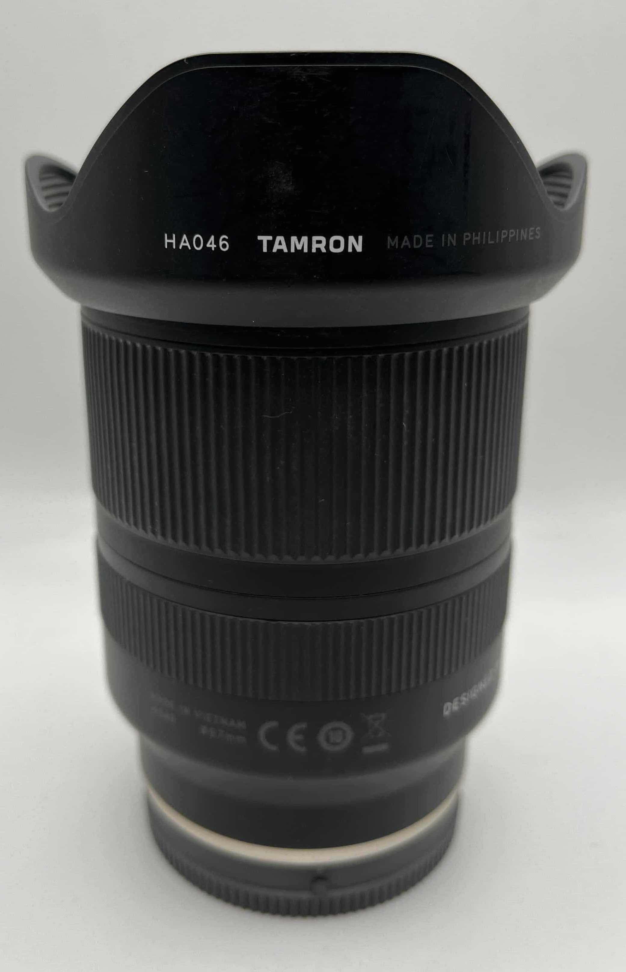 Photo 2 of TAMRON 17-28MM F/2.8 Di III RXD LENS SONY E-MOUNT HA046 67MM A046 W SONY SOFT CASE