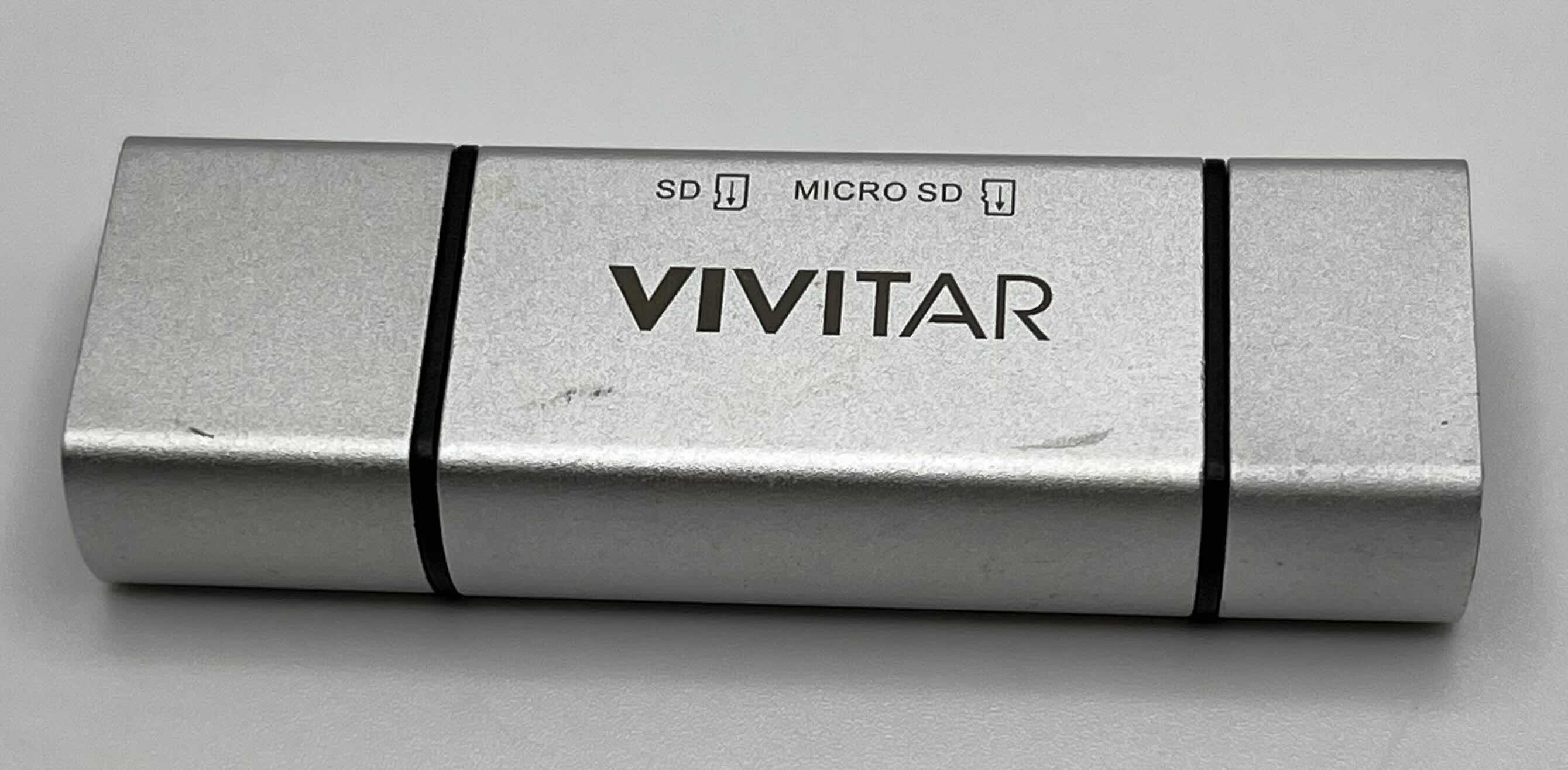 Photo 1 of VIVITAR MULTI-FUNCTION SD & MICRO SD CARD READER