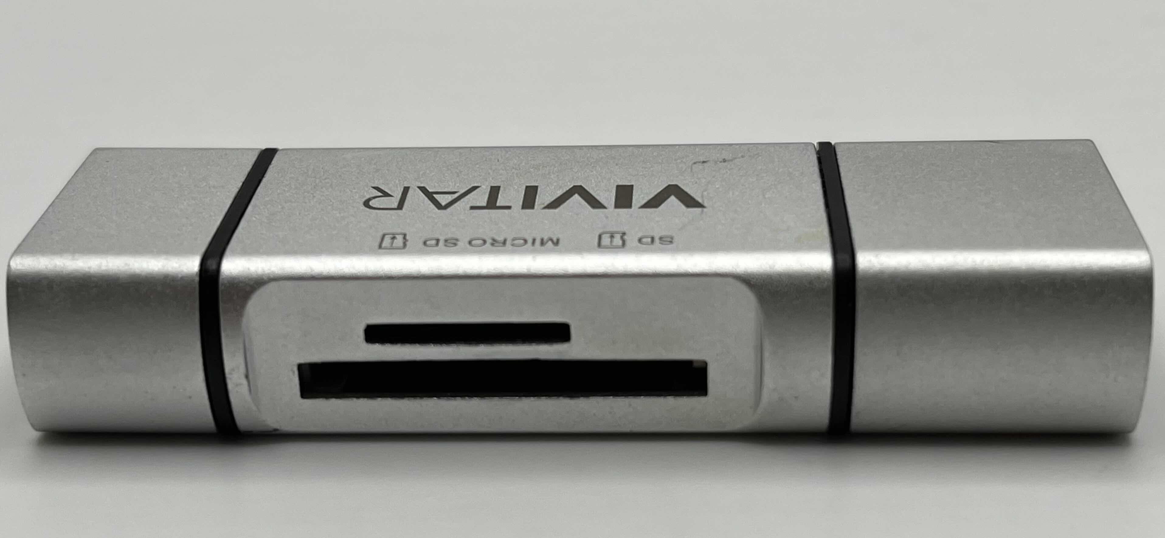 Photo 3 of VIVITAR MULTI-FUNCTION SD & MICRO SD CARD READER