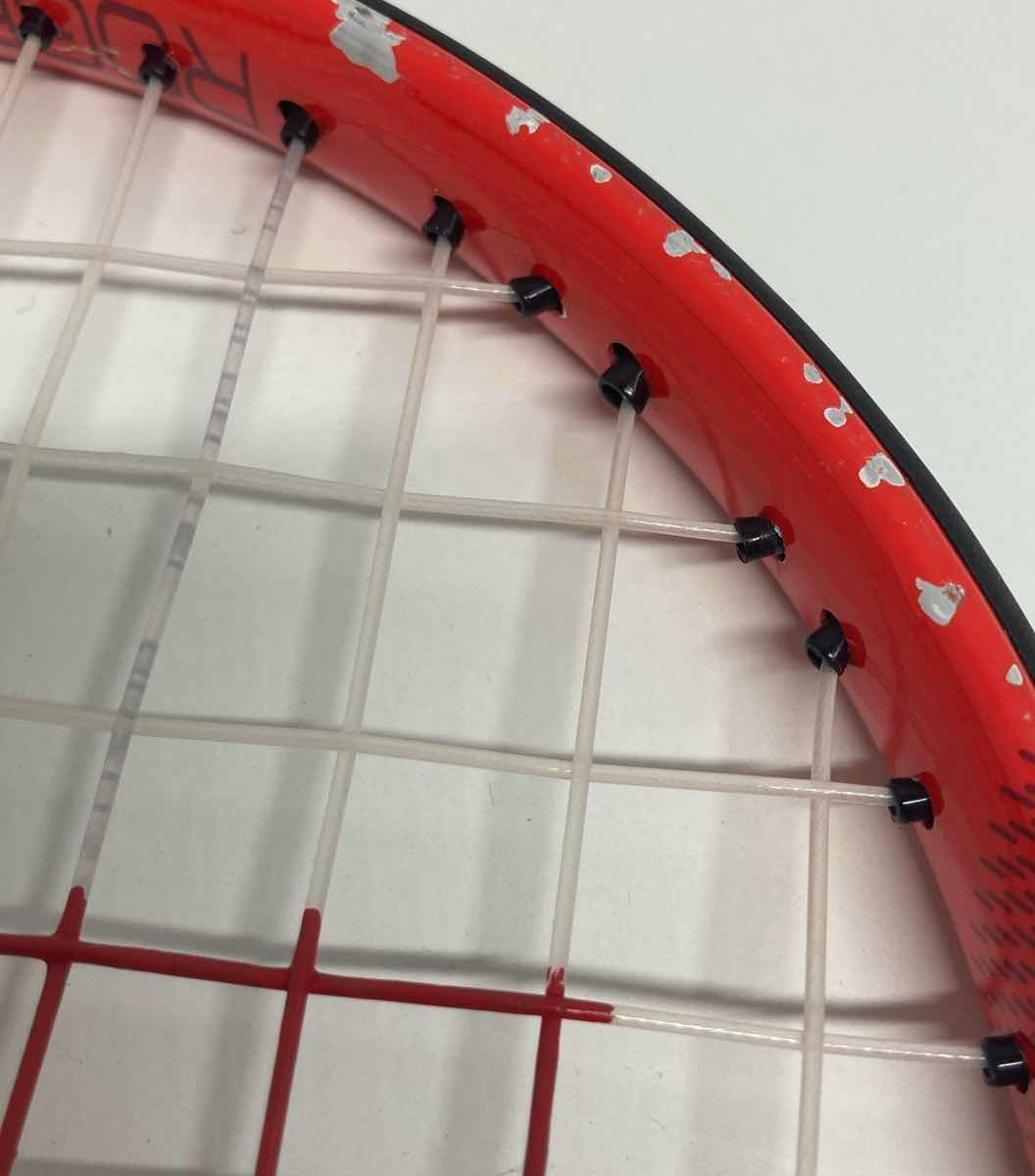 Photo 4 of WILSON ROGER FEDERER JUNIOR 21 RED & WHITE TENNIS RACQUET