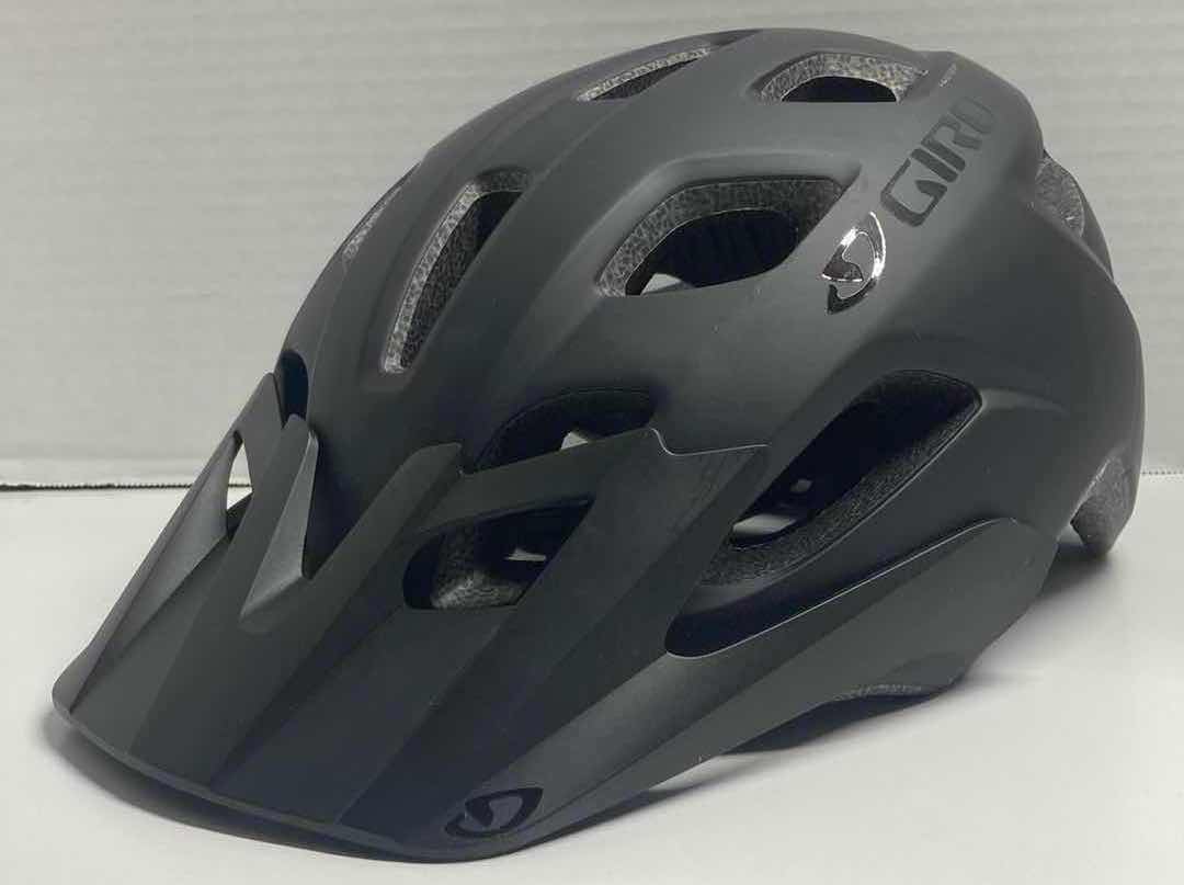 Photo 1 of GIRO FIXTURE MIPS MATTE BLACK ADULT CYCLING HELMET