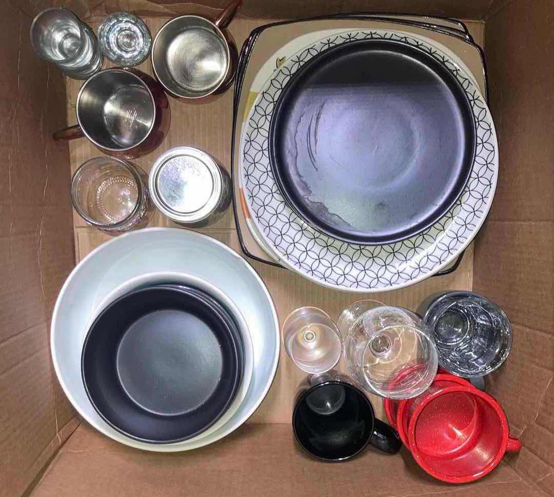 Photo 1 of CONTENTS OF BOX- PLATES, BOWLS & CUPS