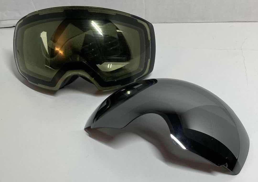 Photo 1 of OUTDOOR MASTER PRO BLACK SKI GOGGLES W MAGNETIC REPLACEMENT LENS