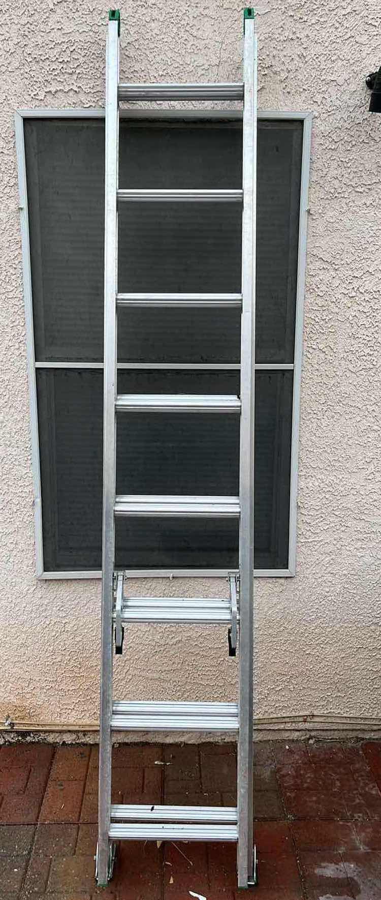 Photo 1 of WERNER 16FT EXTENDABLE LADDER MODEL D1216-2