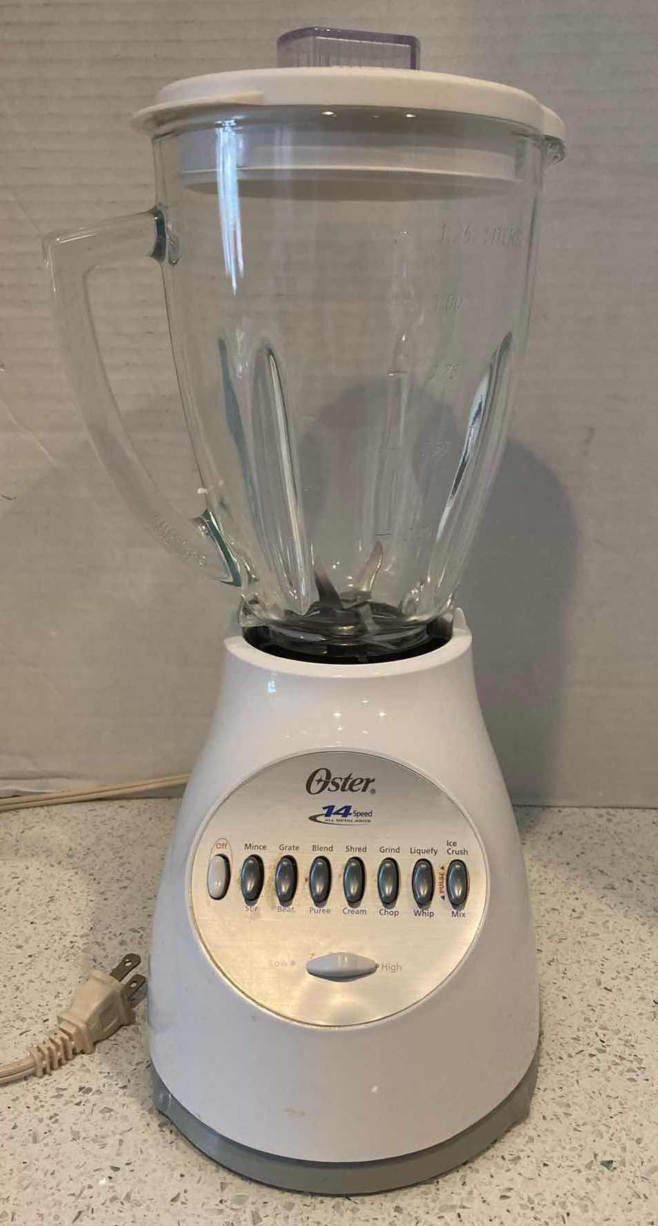 Photo 1 of OSTER 14-SPEED ACCURATE COUNTERTOP BLENDER