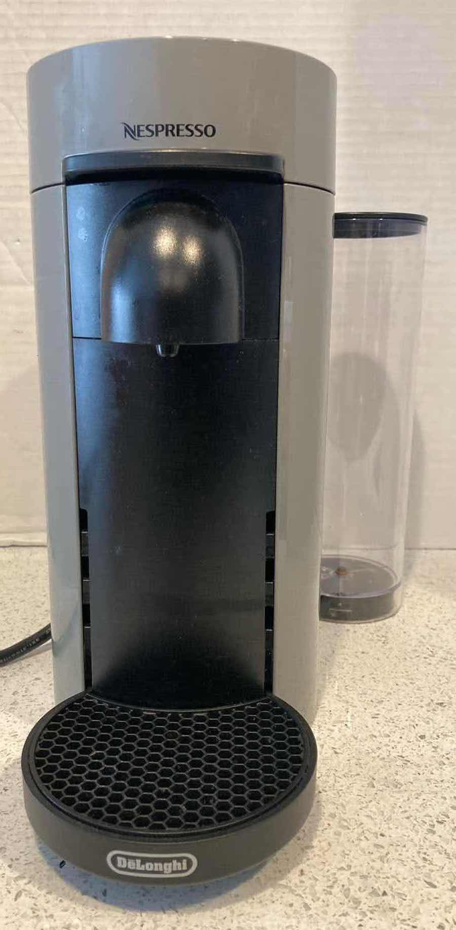 Photo 1 of DELONGHI NESPRESSO VERTUO PLUS POD CAPSULE COFFEE & ESPRESSO MACHINE W PODS