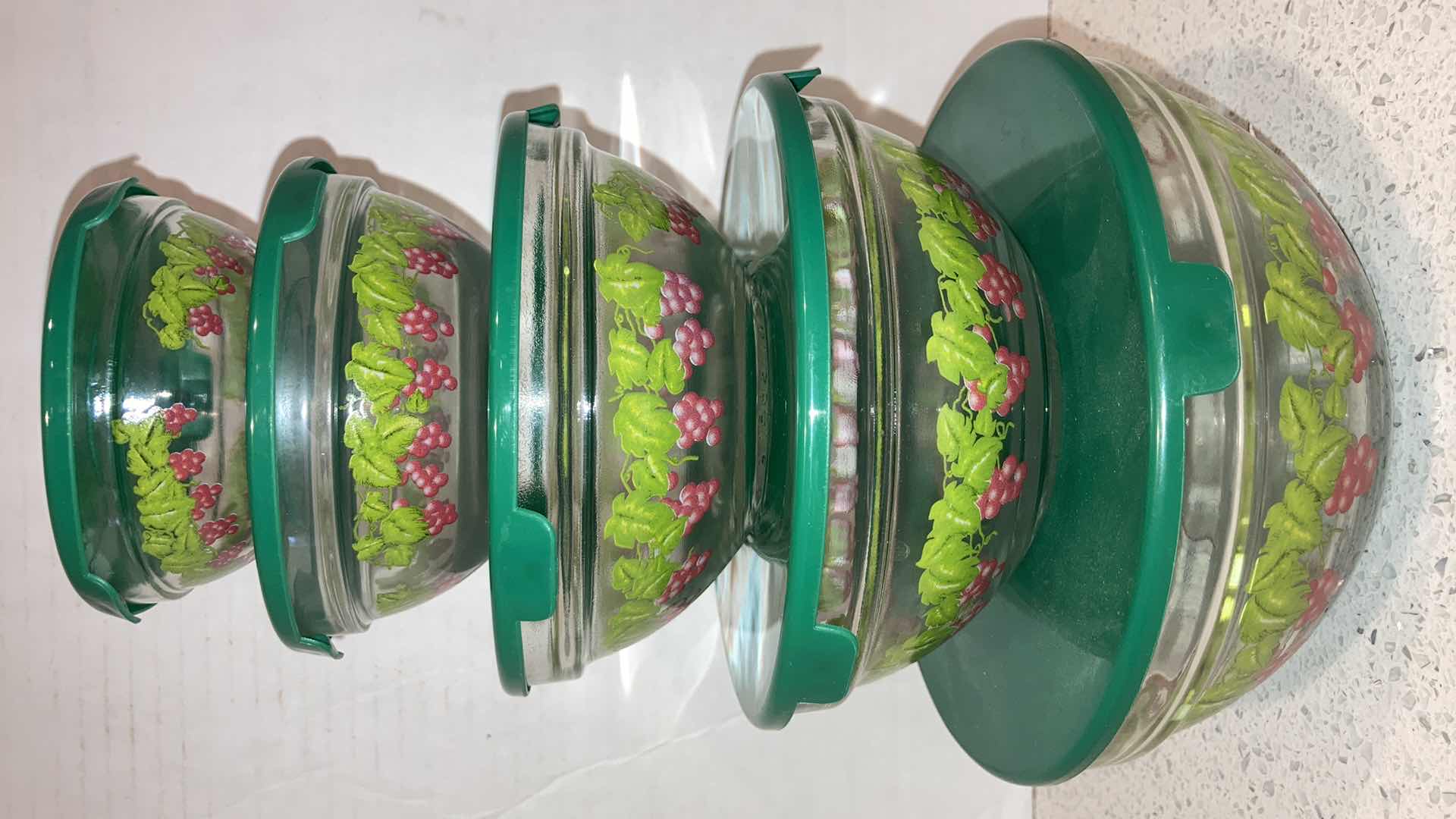 Photo 1 of GRAPE VINE GLASS STORAGE BOWL SET W GREEN LID 5OZ-32OZ (SET OF 5)