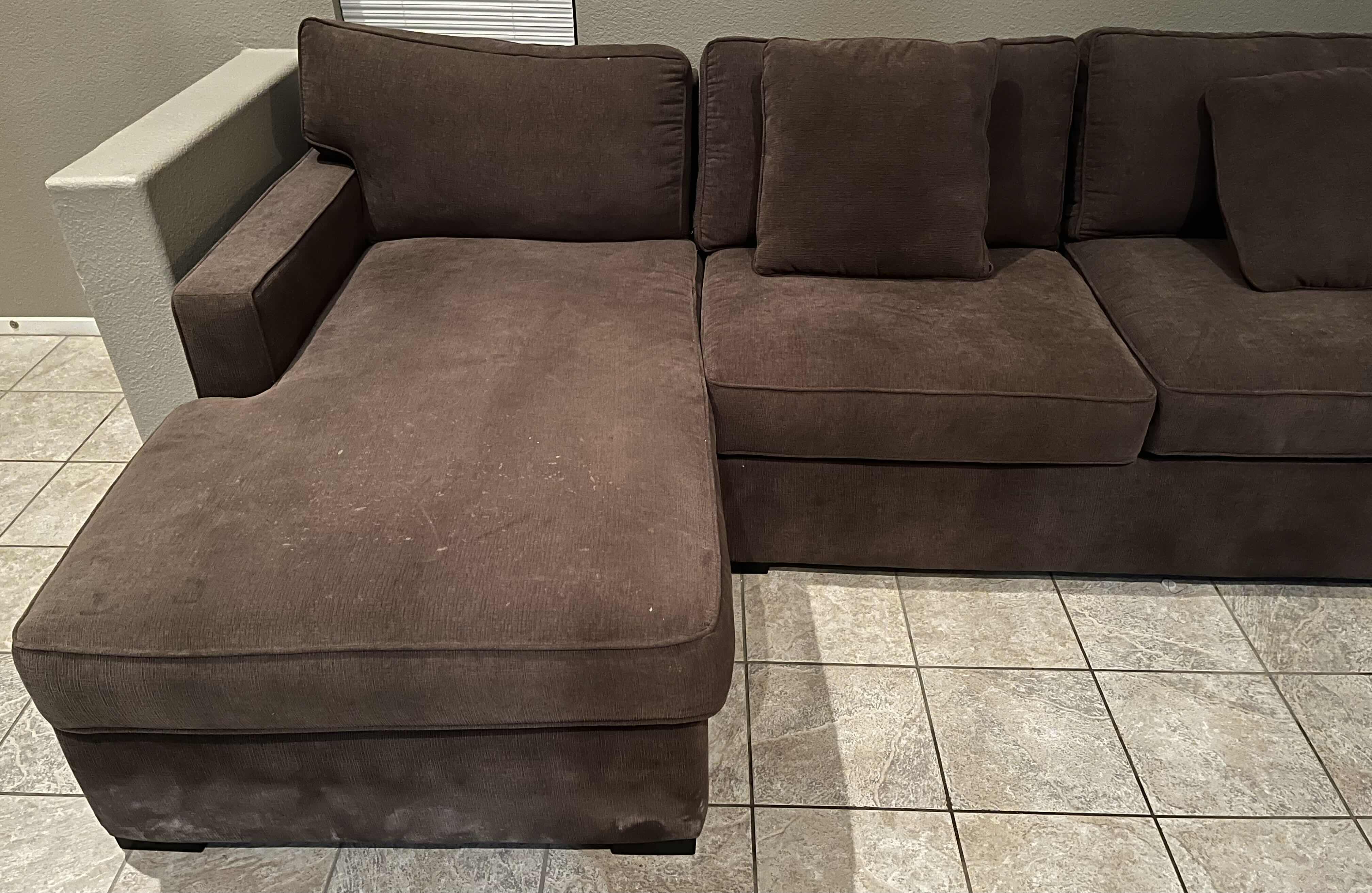 Photo 3 of RADLEY HEAVENLY JAVA FINISH 5PC SECTIONAL SOFA COUCH