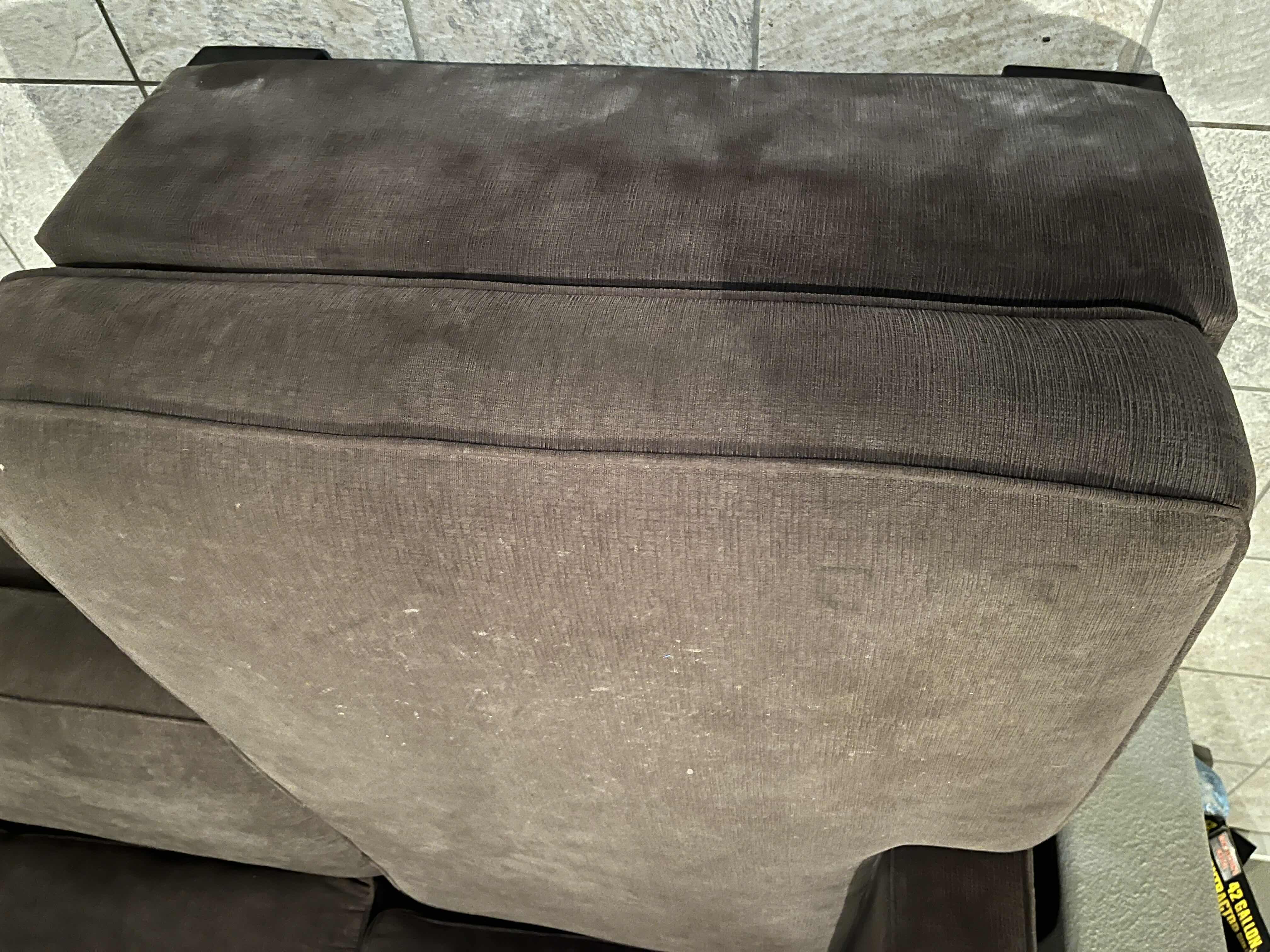 Photo 8 of RADLEY HEAVENLY JAVA FINISH 5PC SECTIONAL SOFA COUCH