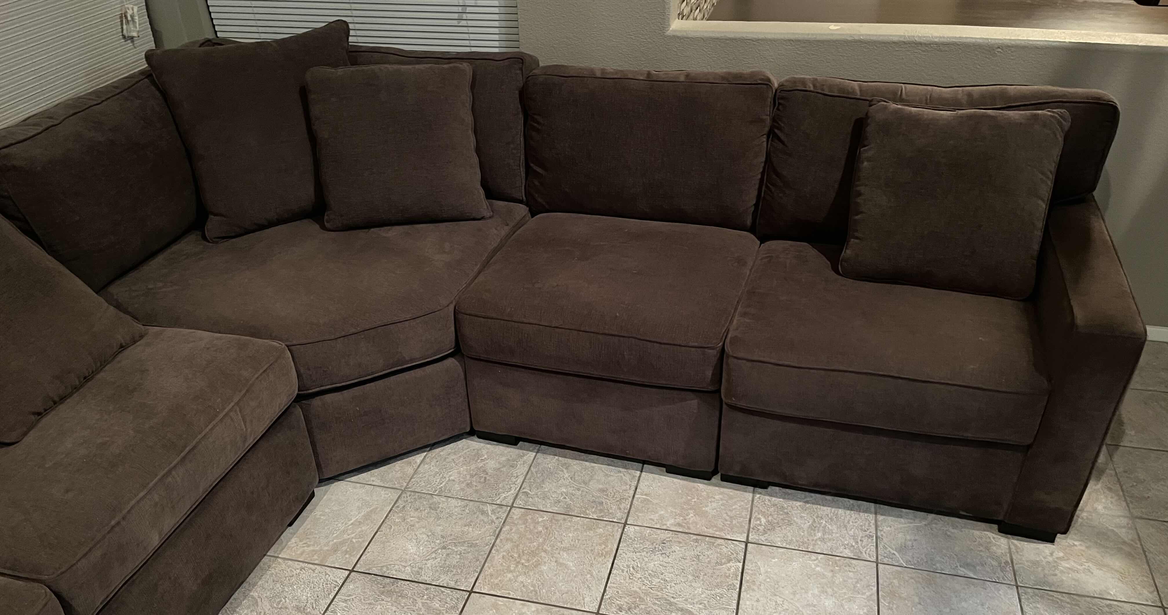 Photo 5 of RADLEY HEAVENLY JAVA FINISH 5PC SECTIONAL SOFA COUCH