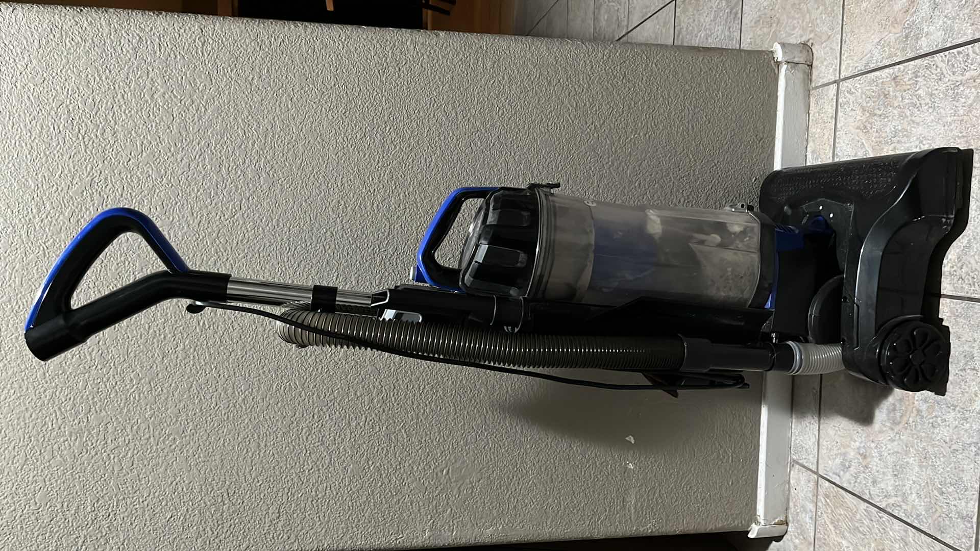 Photo 4 of EUREKA POWER SPEED VACUUM CLEANER MODEL NEU280