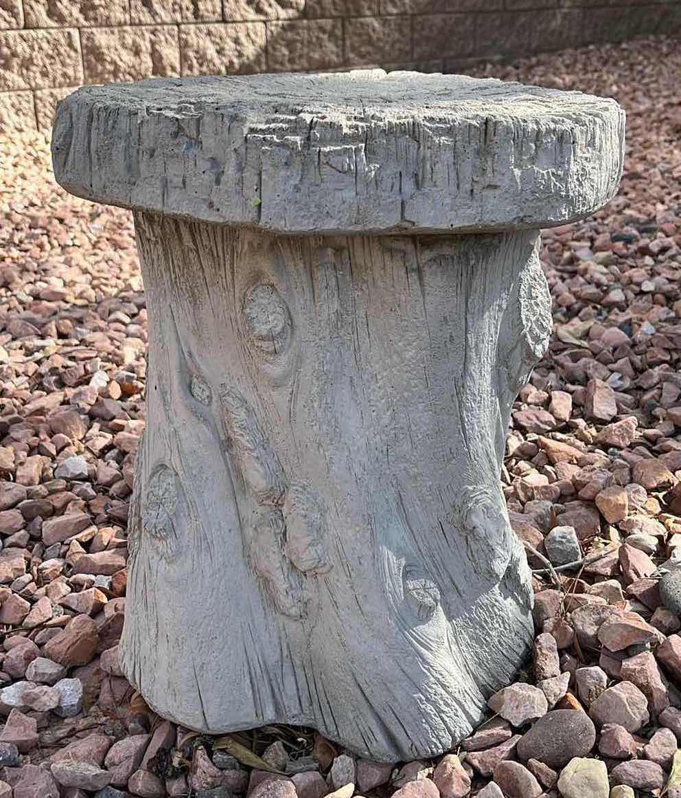 Photo 1 of WOOD STUMP STONE CAST YARD DECOR 13.5” X 14” H17”