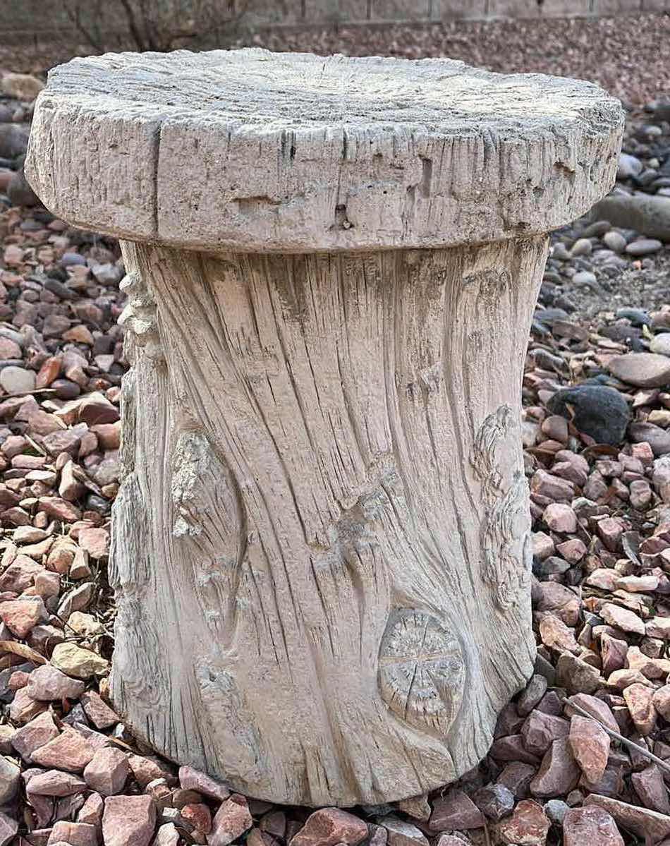 Photo 3 of WOOD STUMP STONE CAST YARD DECOR 13.5” X 14” H17”