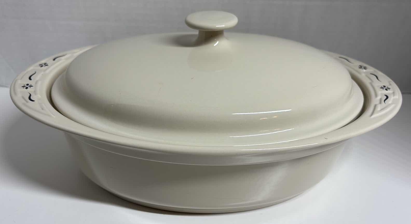 Photo 2 of LONGABERGER POTTERY WOVEN TRADITIONS CLASSIC BLUE 3 QUART OVAL COVERED CASSEROLE DISH 14” X 6”