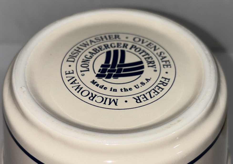 Photo 4 of LONGABERGER POTTERY WOVEN TRADITIONS CLASSIC BLUE SMALL CANISTER & LID H7.5”