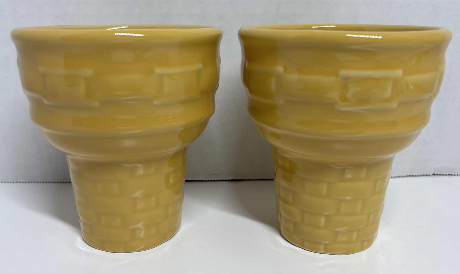 Photo 1 of LONGABERGER POTTERY WOVEN TRADITIONS BUTTERNUT ICE CREAM CONE DESSERT DISH (2) 4” X 4.5”