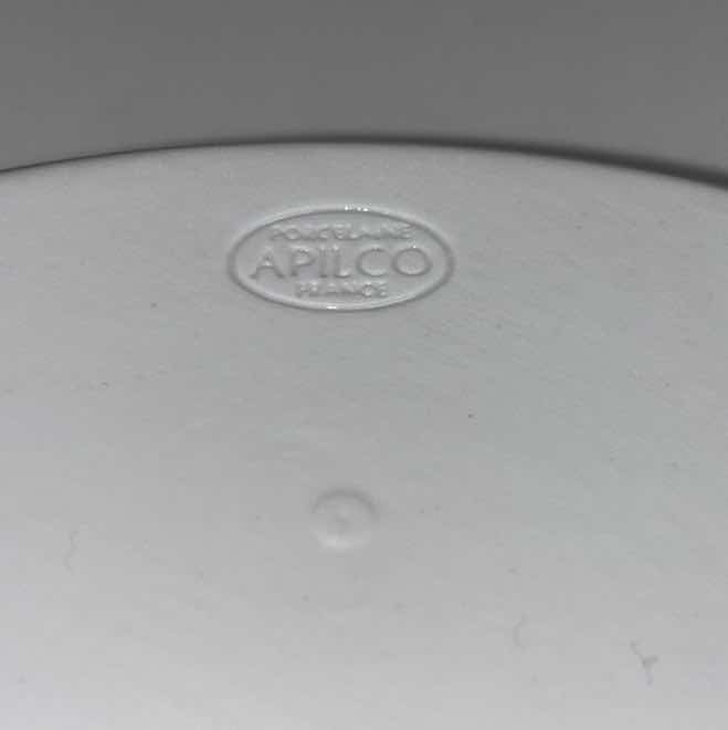 Photo 3 of APILCO PORCELAINE FRANCE CLASSIC WHITEWARE AUGRATIN DISH 4” X 7.75” H1.5”