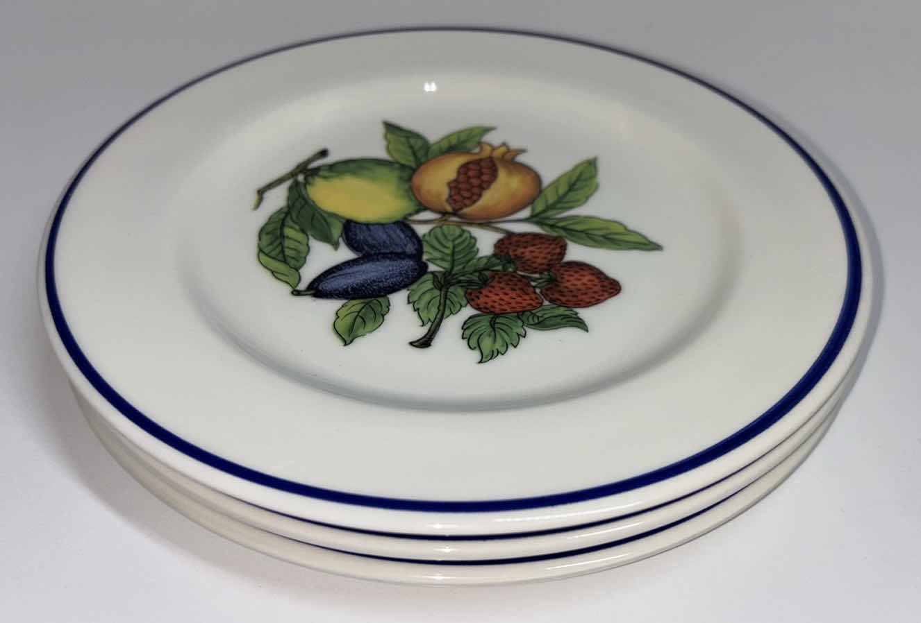 Photo 1 of VINTAGE CRATE & BARREL FRUIT PLATES 8.5” (3)