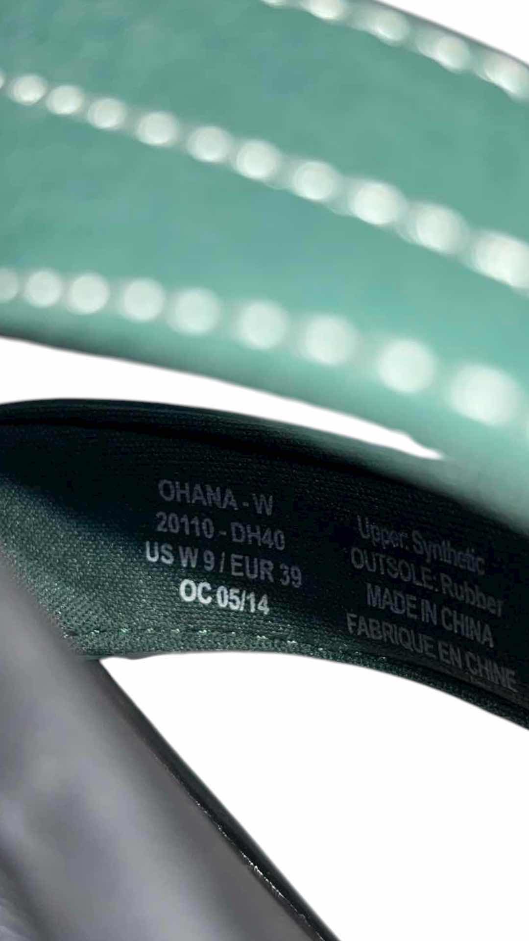 Photo 1 of OLUKAI OHANA DEEP GREEN/DARK SHADOW BEACH SANDALS WOMENS SIZE 9