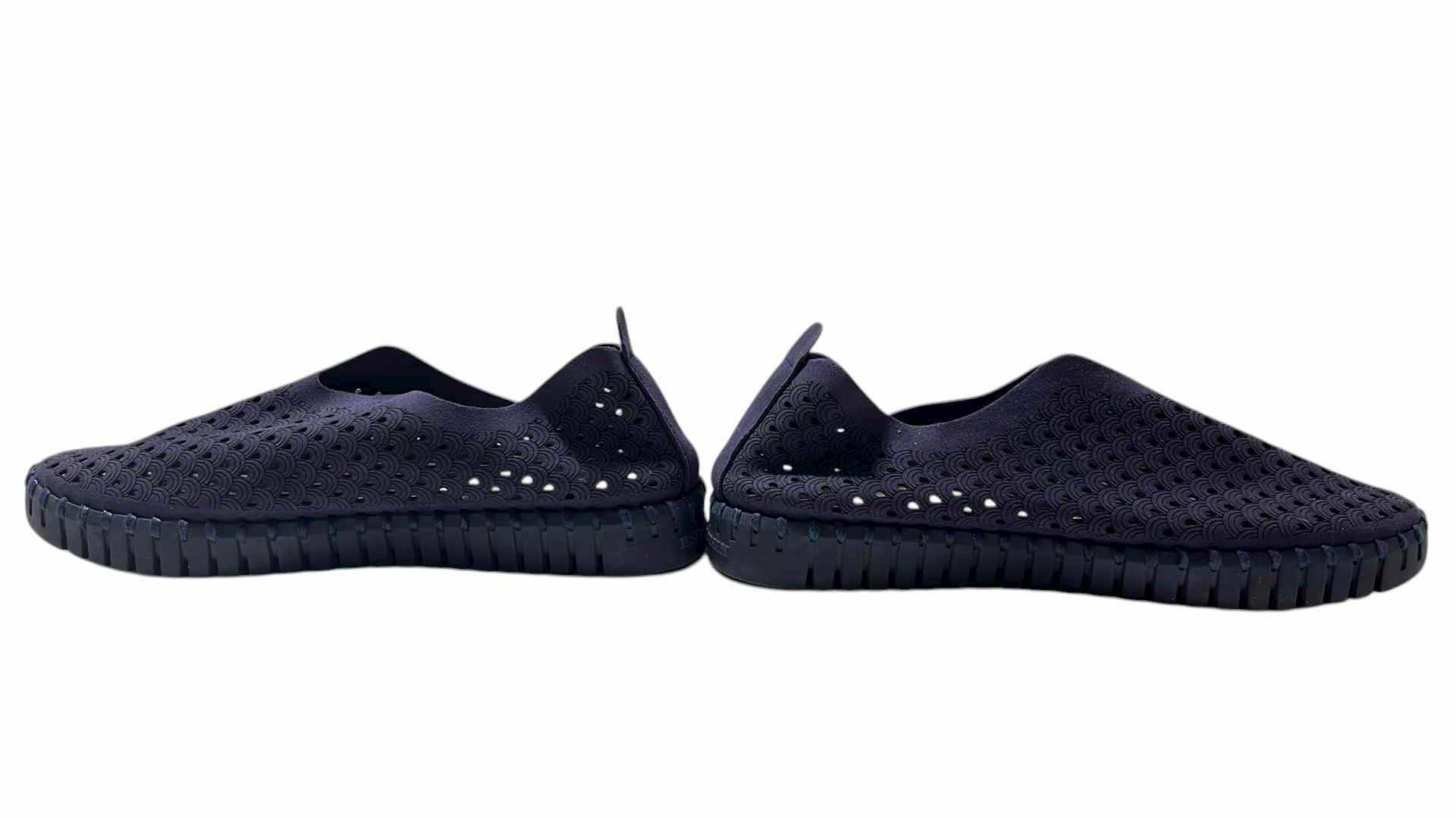 Photo 1 of ILSE JACOBSEN NAVY TULIP SLIP-ON SHOES WOMENS SIZE 8