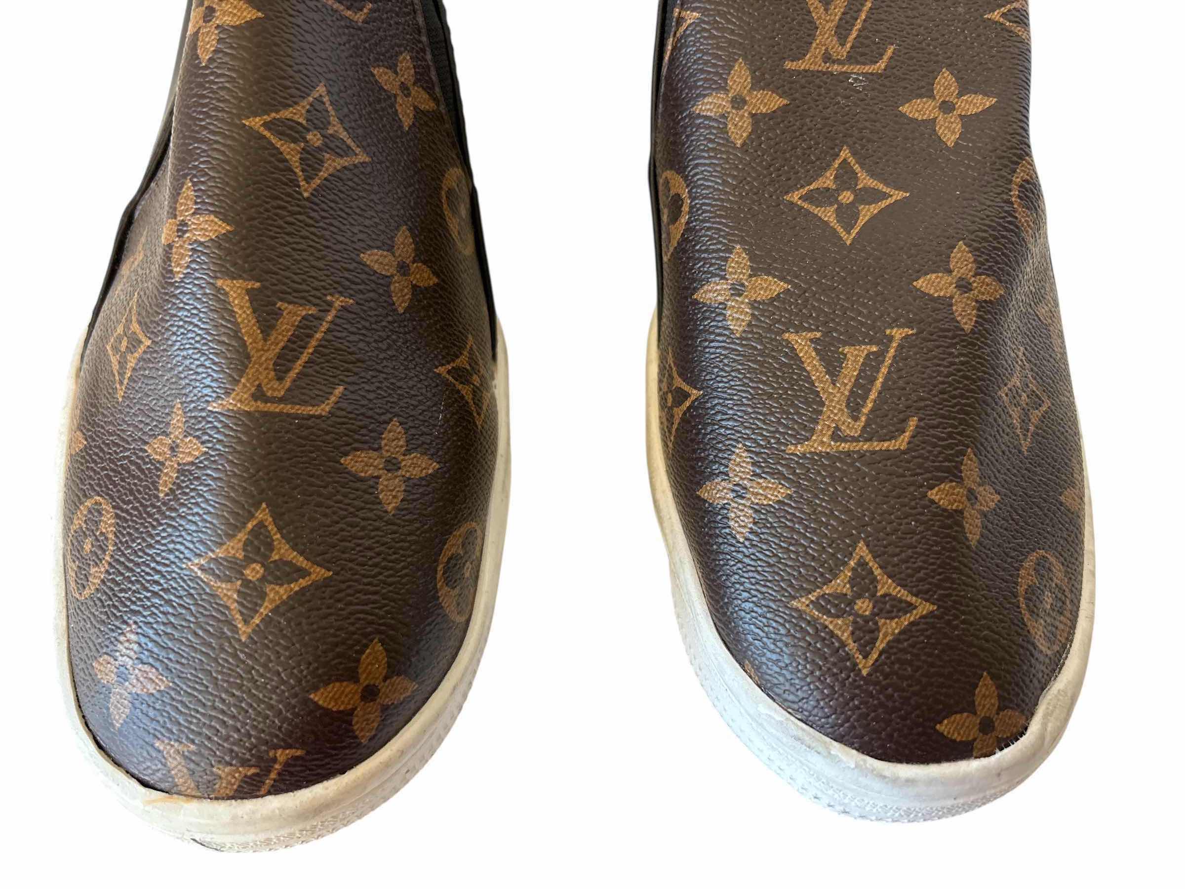 Photo 1 of LOUIS VUITTON MONOGRAM SLIP ONS SIZE 42 MENS