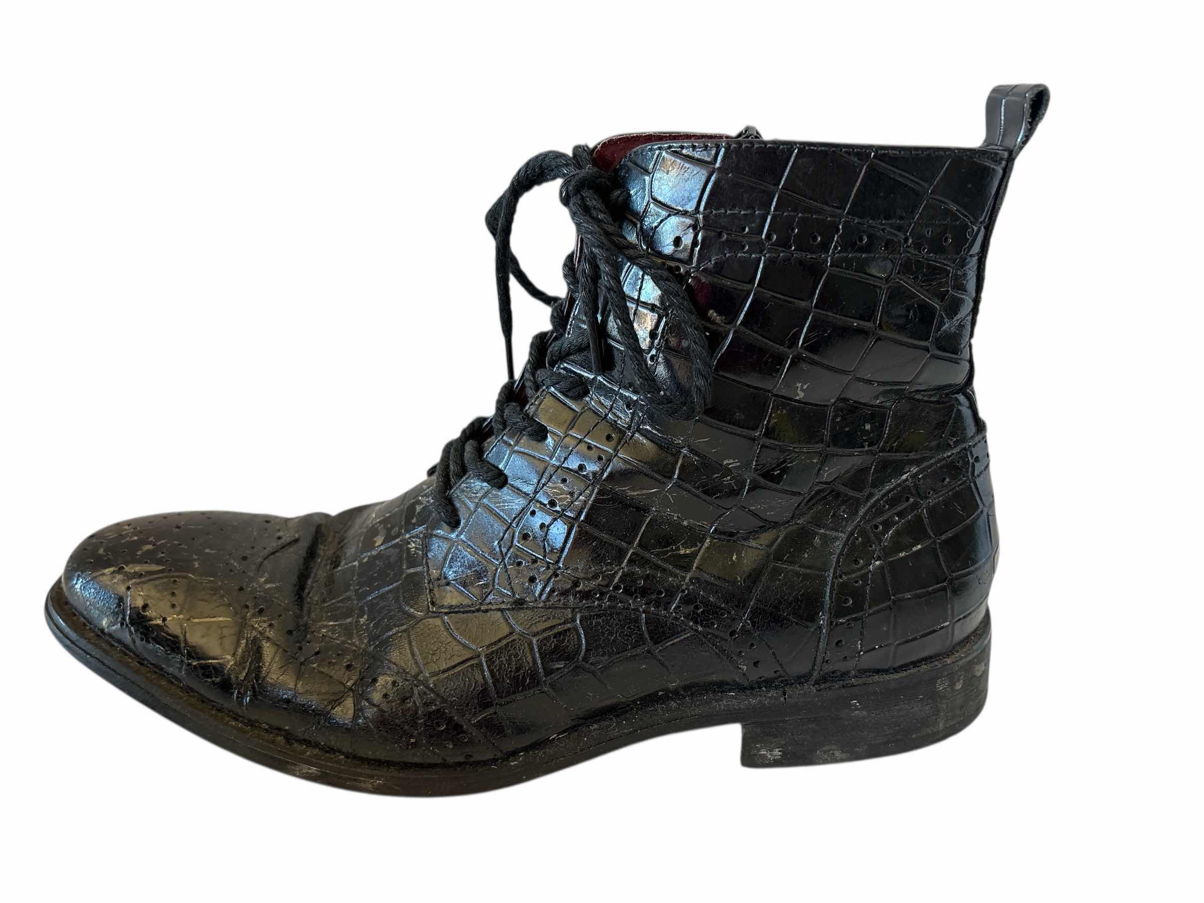 Photo 1 of GIOVANNI LEATHER BOOTS SIZE 9 MENS