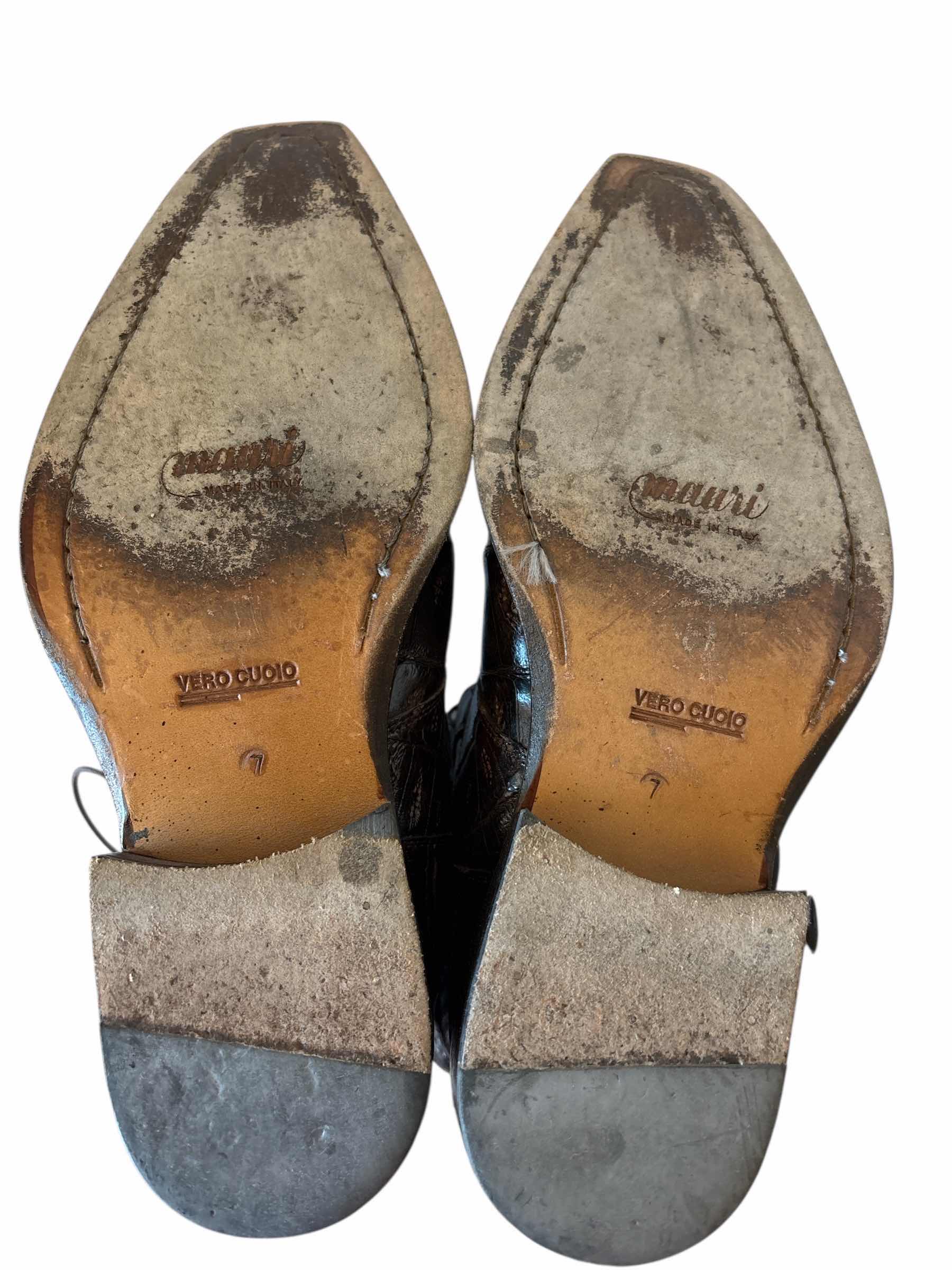 Photo 1 of MAURI BABY CROCODILE BOOTS SIZE 7 MENS