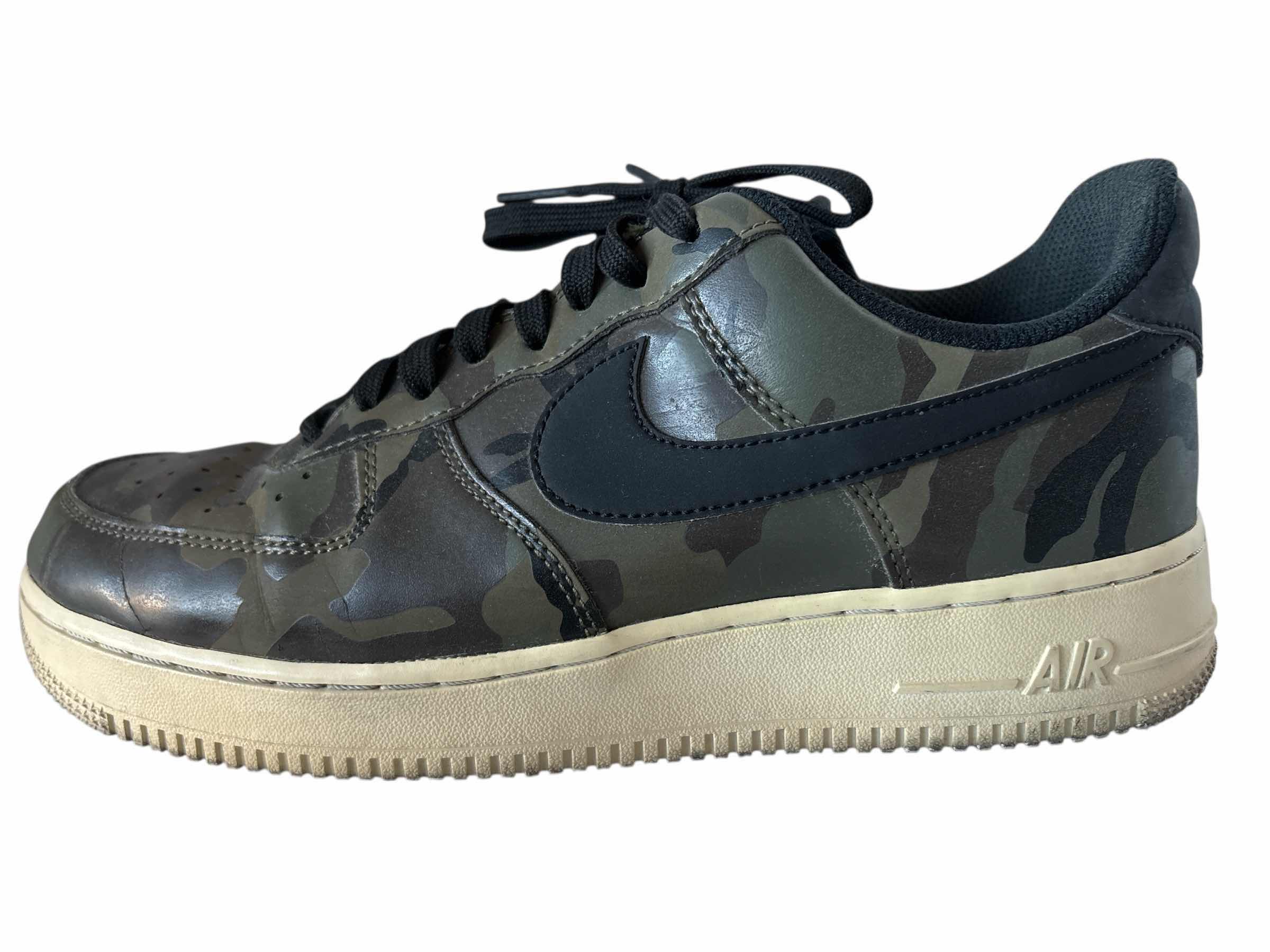 Photo 1 of NIKE AIR FORCE 1 LV8 SNEAKERS SIZE 8 MENS