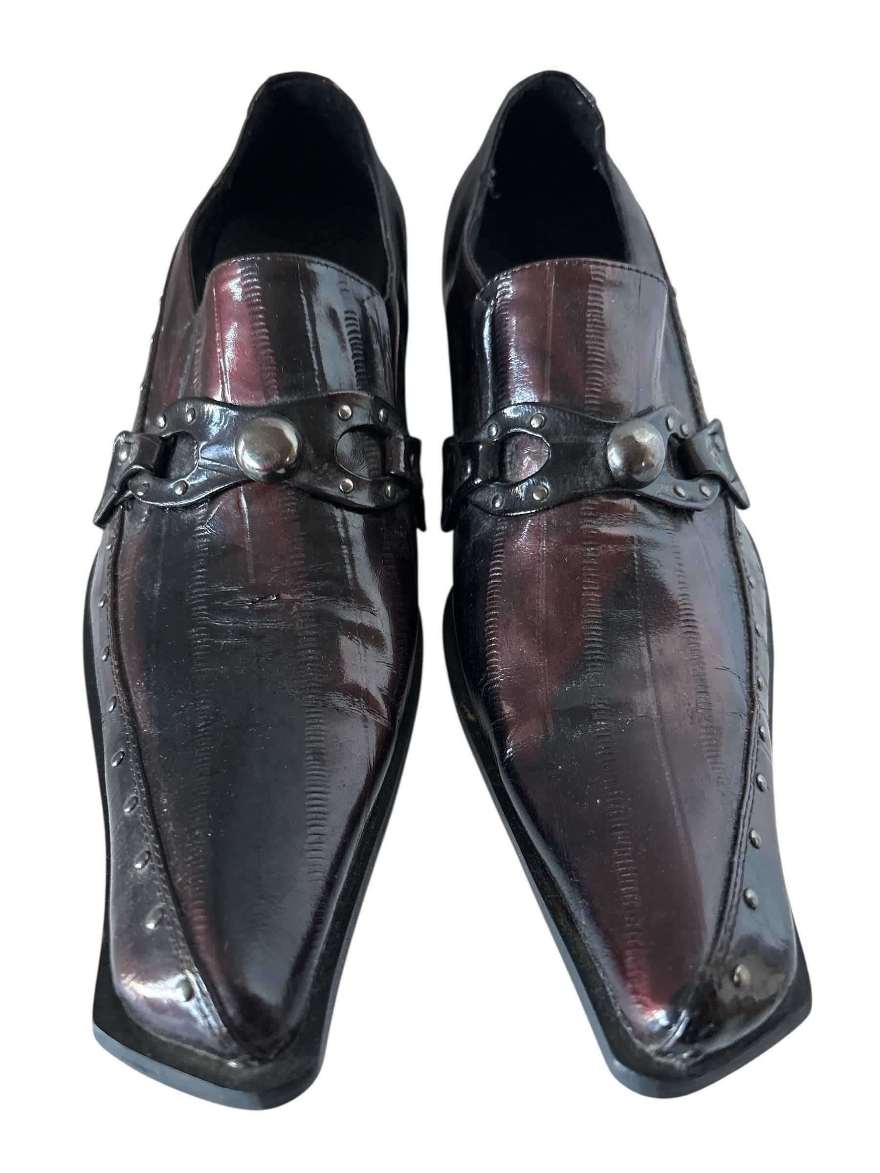 Photo 1 of CARRACCI DRESS SHOES SIZE 8 MENS