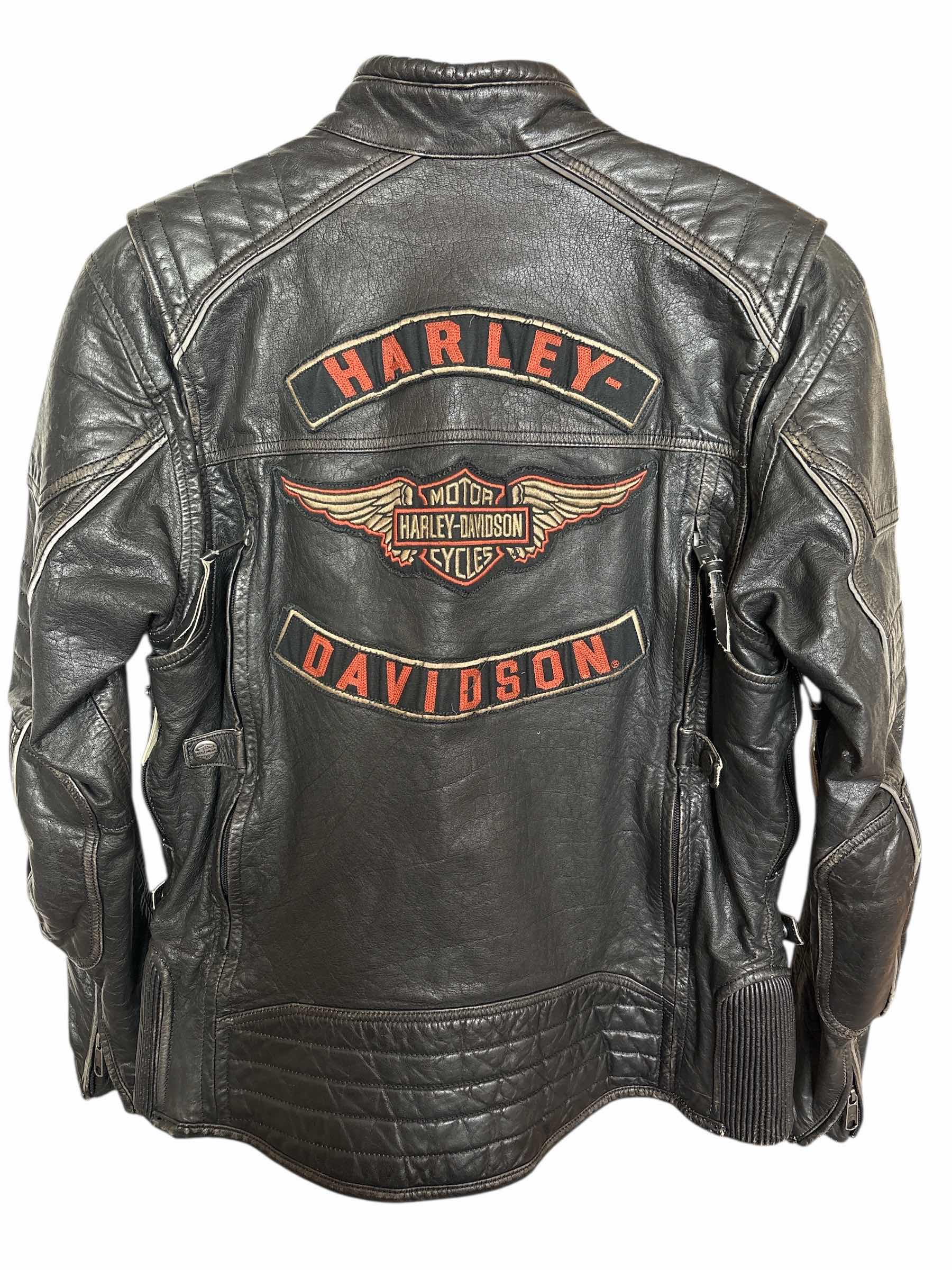 Photo 1 of HARLEY-DAVIDSON TRIPLE VENT DETONATOR DISTRESSED LEATHER JACKET SIZE M MENS