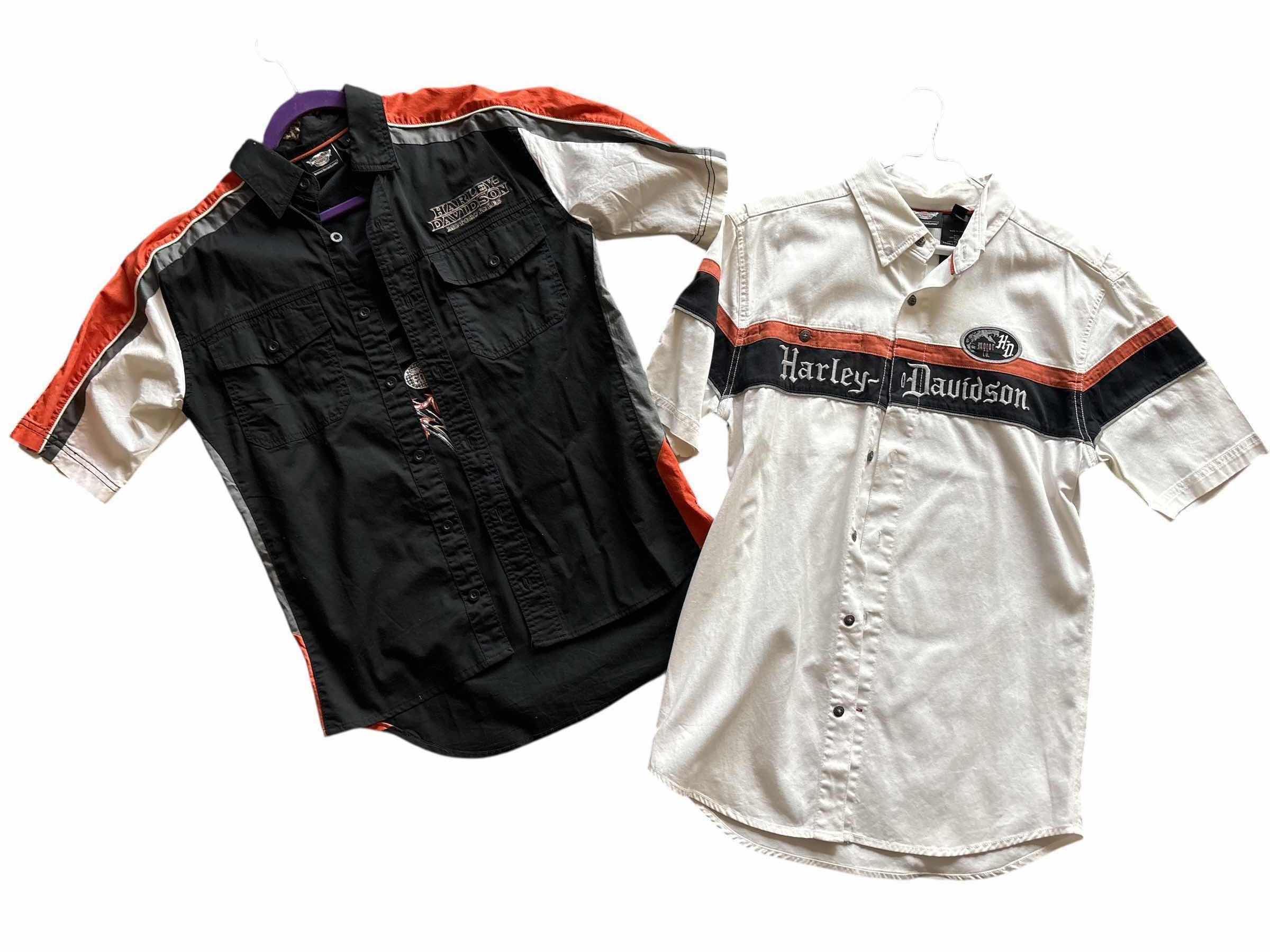 Photo 1 of (2)PCS HARLEY-DAVIDSON SHORT SLEEVE BUTTON UPS SIZE M MENS