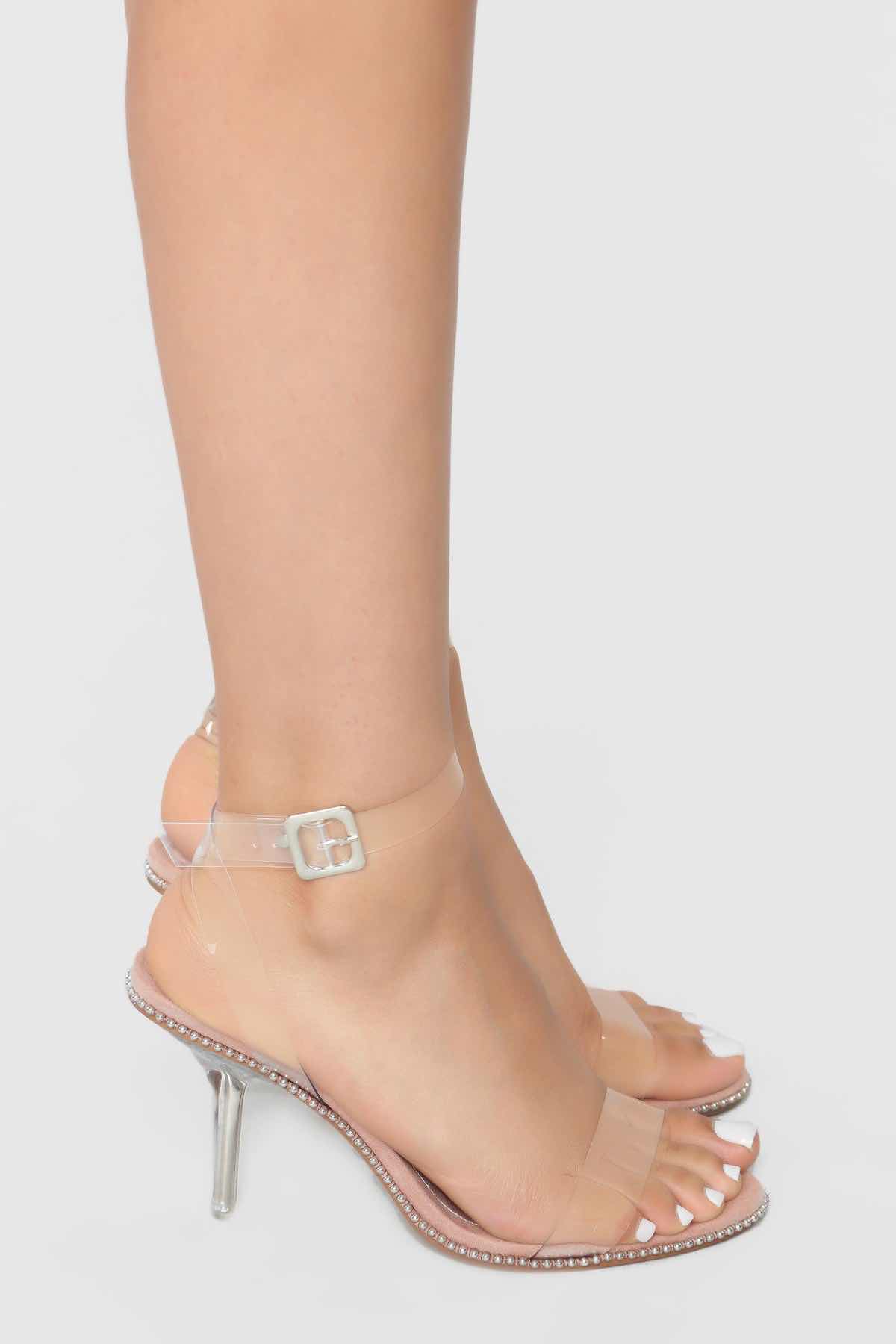 Photo 1 of NEW FASHION NOVA CLINK CLINK HEELS, WOMEN SIZE 6.5 CHARMED NUDE