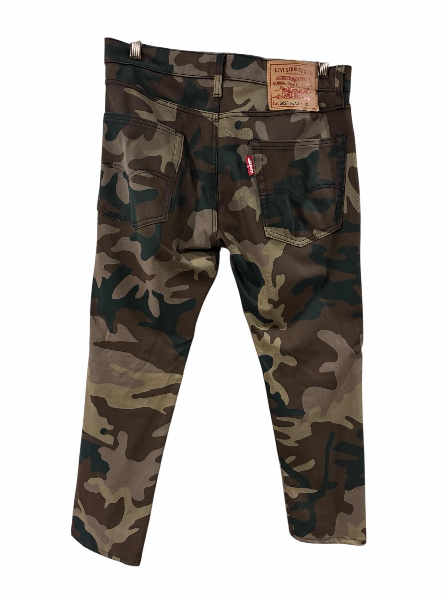 Photo 1 of MENS LEVI’S 502 CAMO HI-BALL JEANS, MENS W31