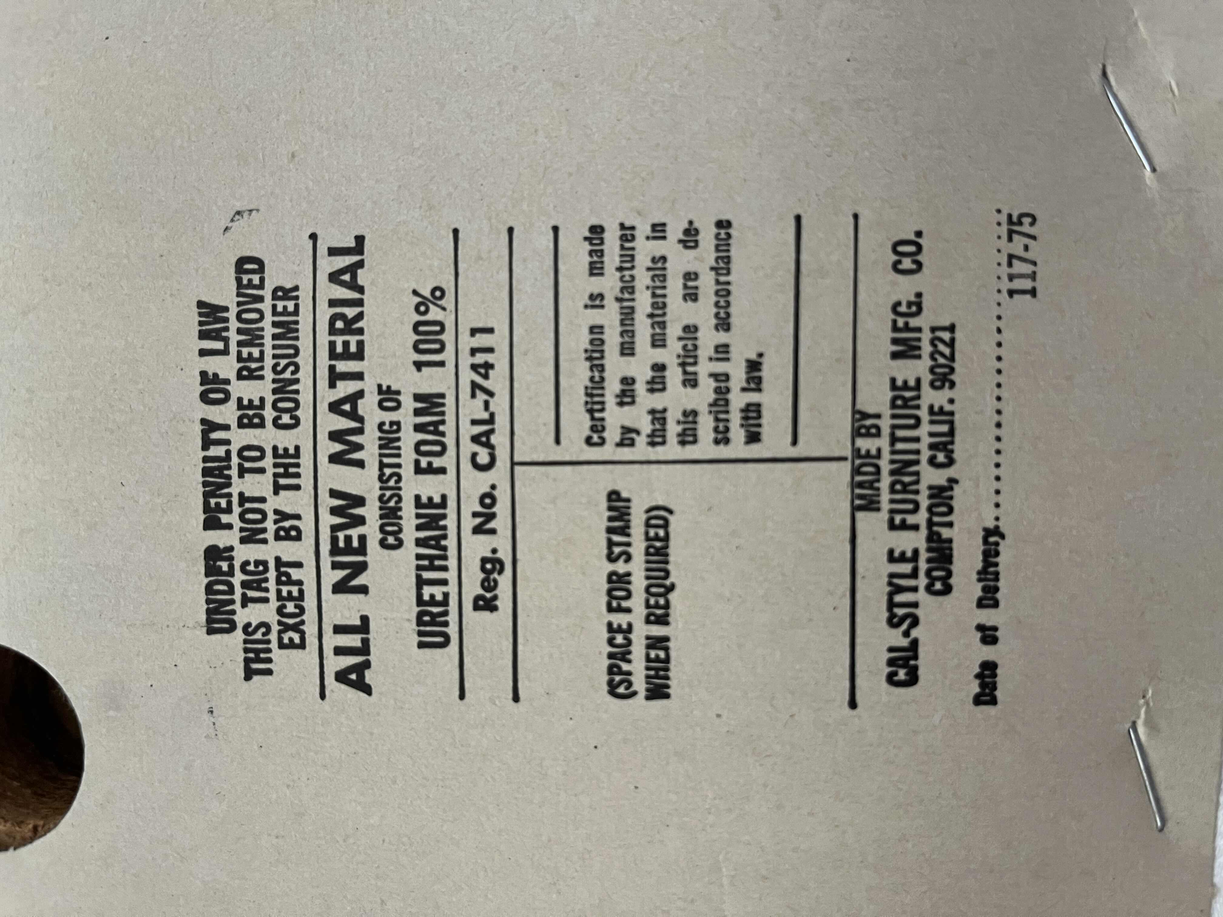 Photo 1 of CAL-STYLE FURNITURE NEO-DECO GLASS TOP TABLE & 6 CHAIR DINING SET (READ NOTES)