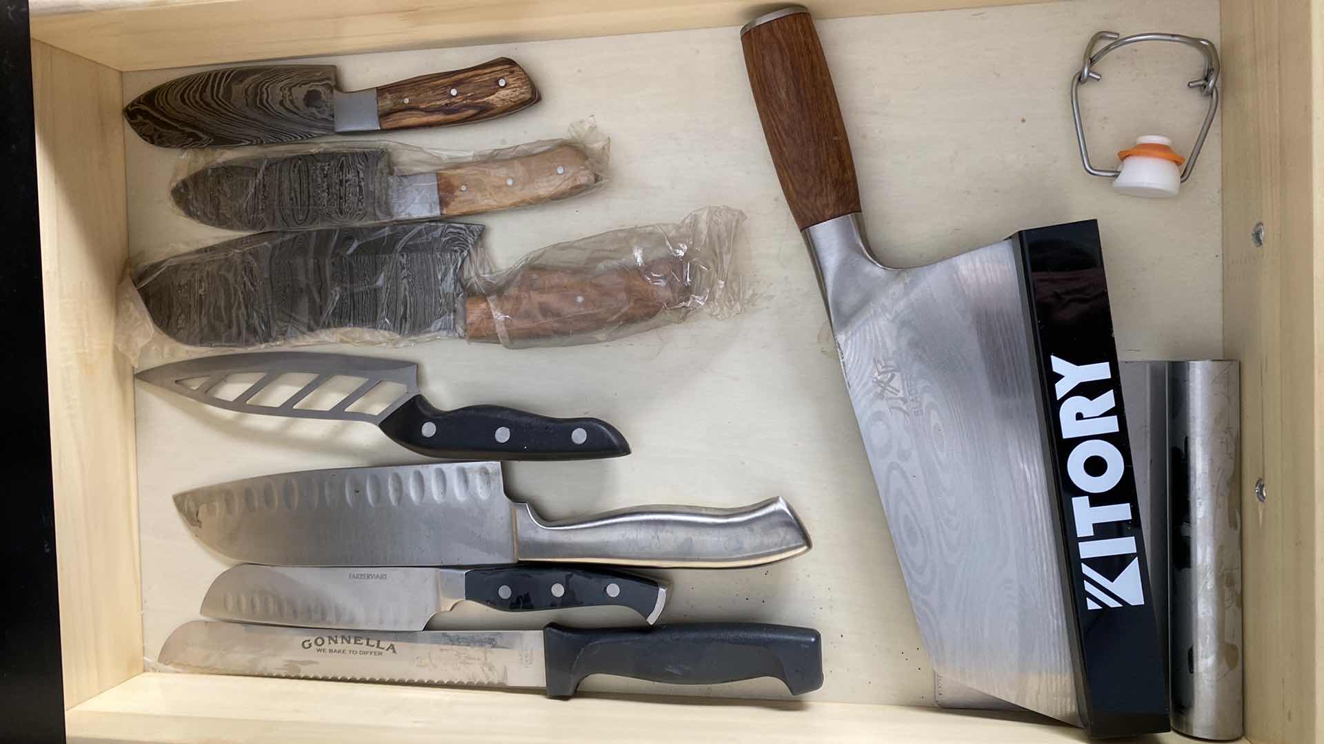 Photo 1 of CONTENTS KITCHEN DRAWER KNIVES