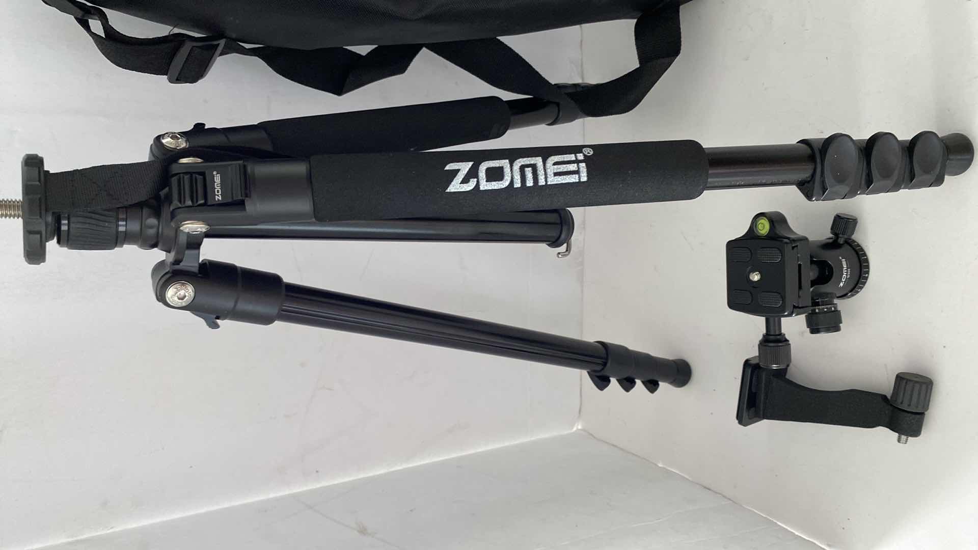 Photo 2 of ZOMEI ADJUSTABLE CAMERA TRIPOD WITH CASE