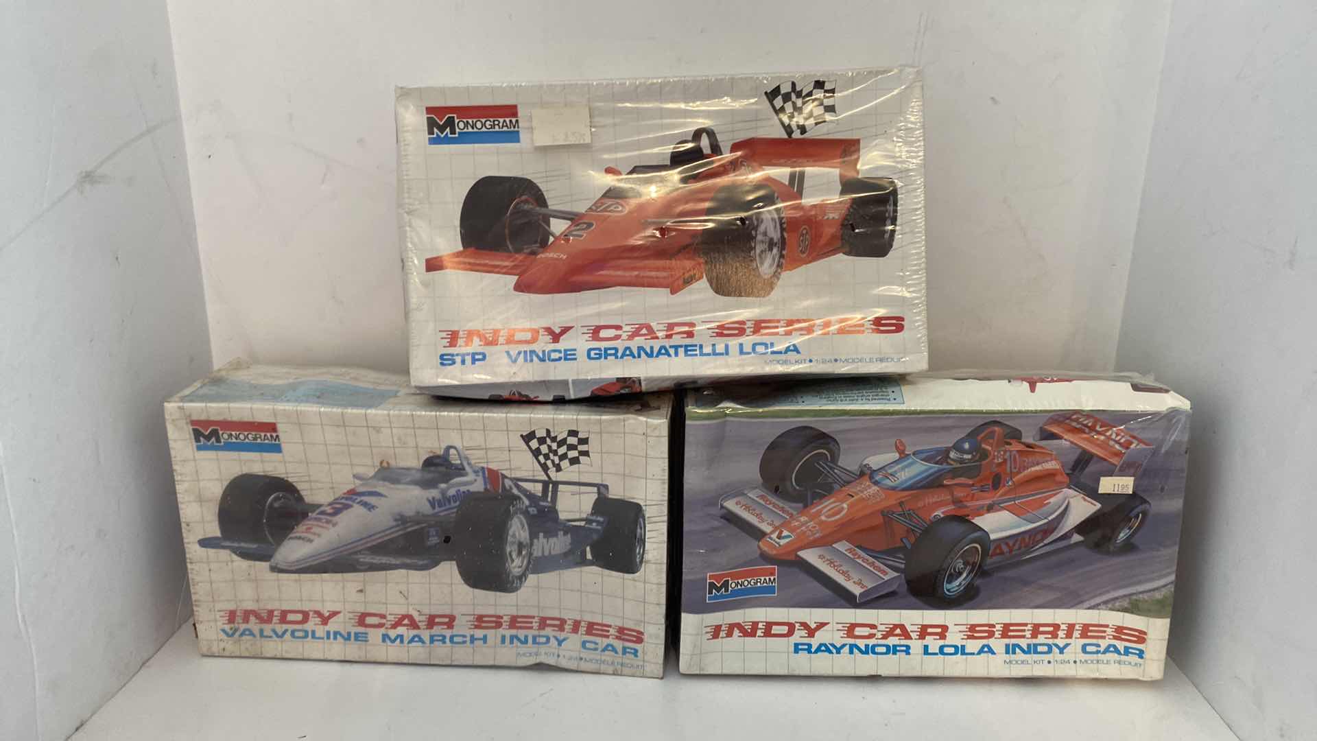 Photo 1 of 3 INDY CAR 1:24 MODELS