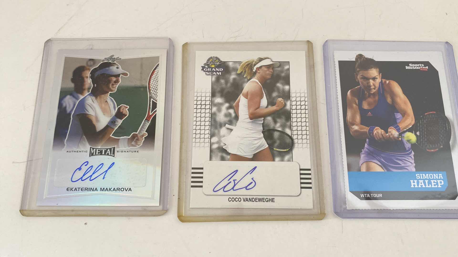 Photo 1 of 3 - TENNIS TRADING CARDS