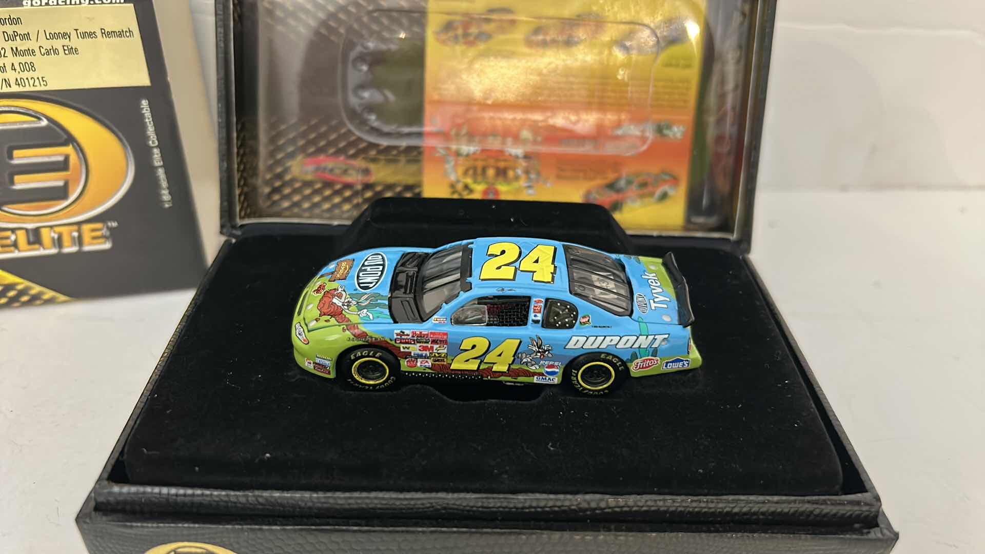 Photo 2 of RCCA ELITE JEFF GORDON 2002 MONTE CARLO ELITE COLLECTIBLE DIECAST CAR