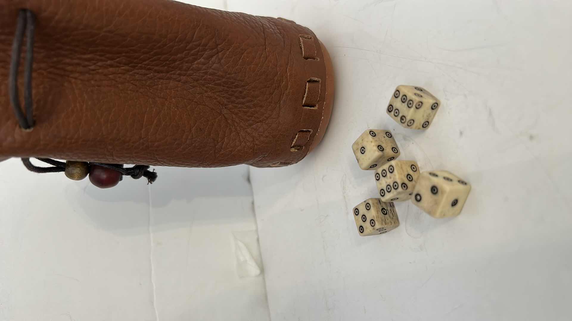 Photo 3 of 2 VINTAGE LEATHER CASES - TENNIS RACKET AND DICE