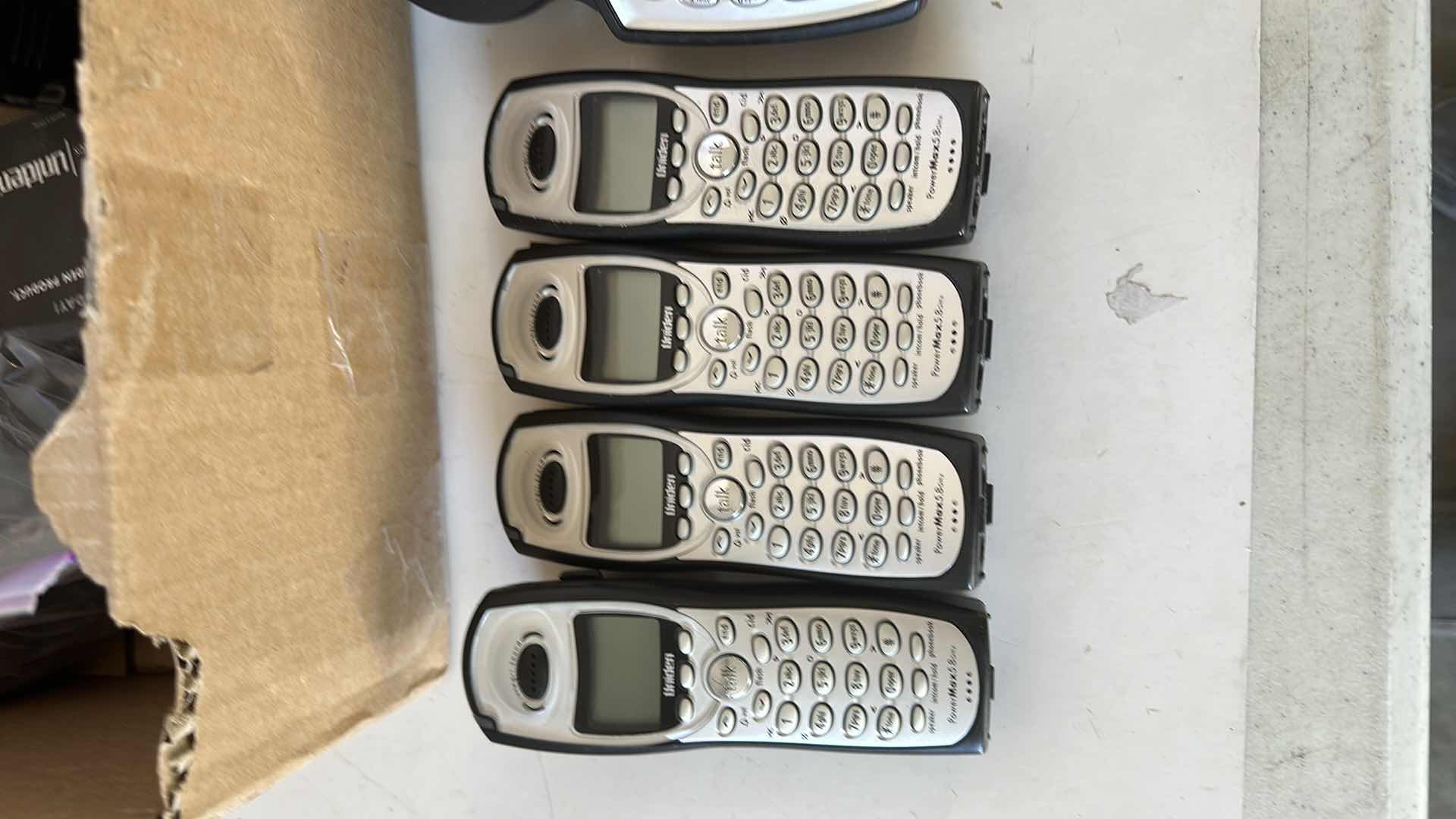Photo 2 of UNIDENTIFIED PHONES